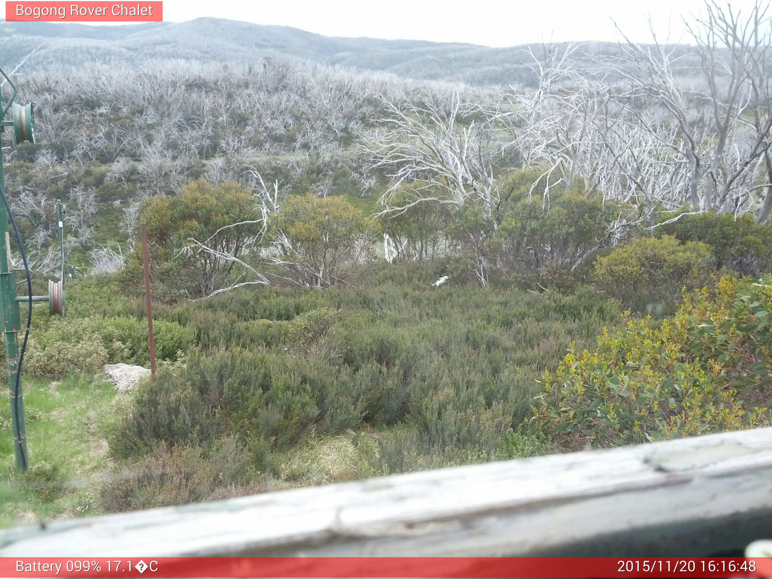 Bogong Web Cam 4:16pm Friday 20th of November 2015