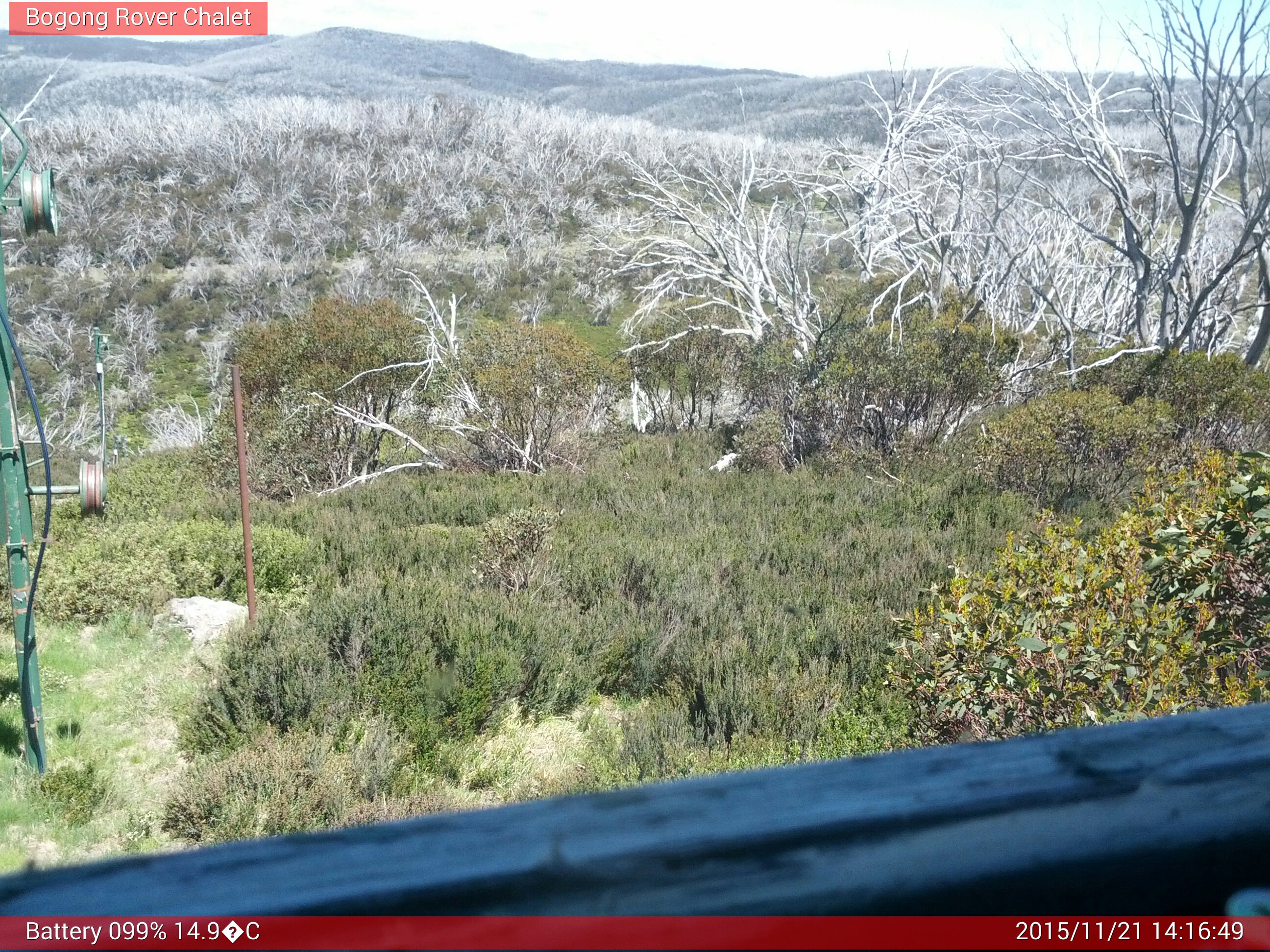 Bogong Web Cam 2:16pm Saturday 21st of November 2015