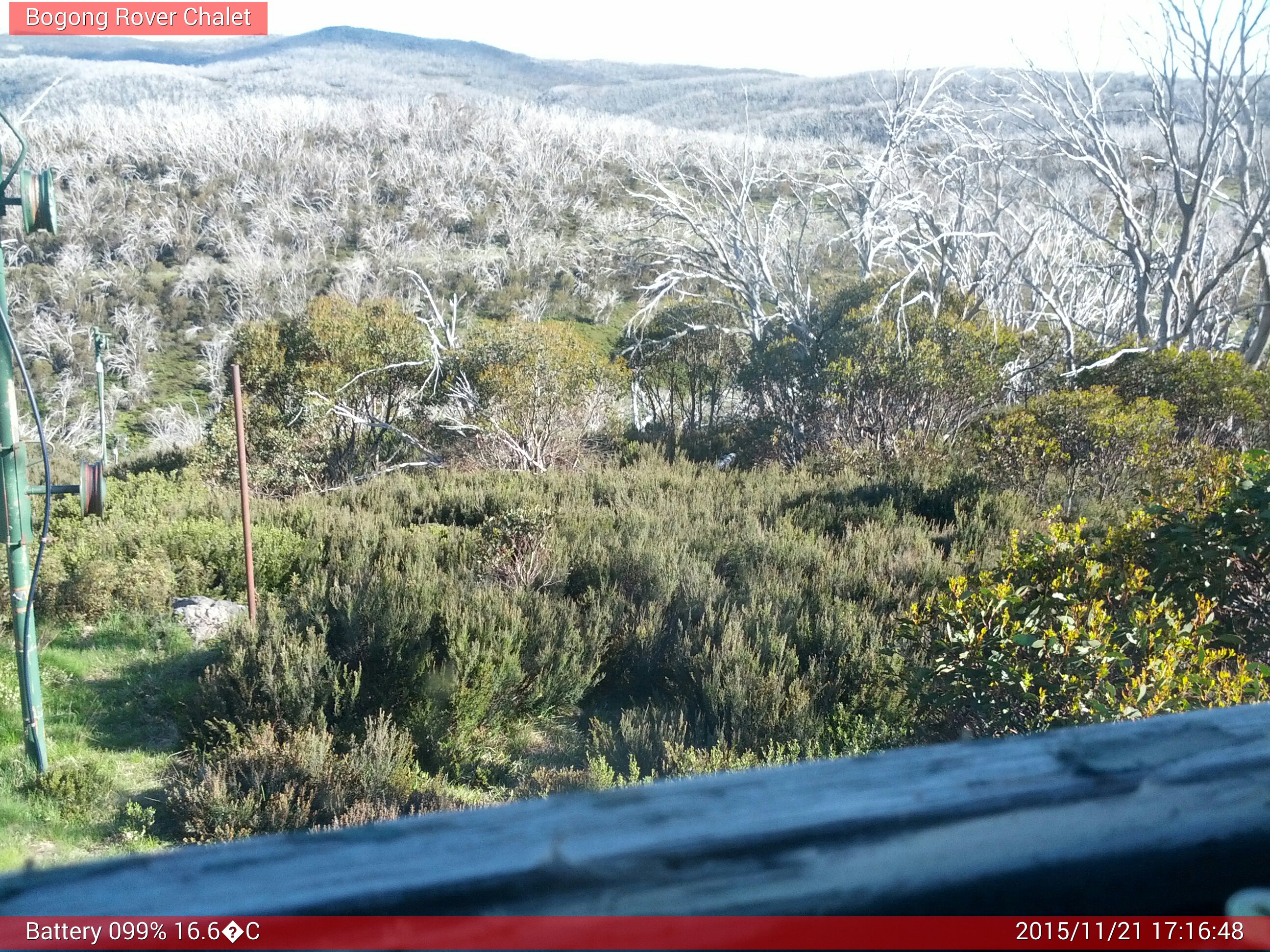 Bogong Web Cam 5:16pm Saturday 21st of November 2015