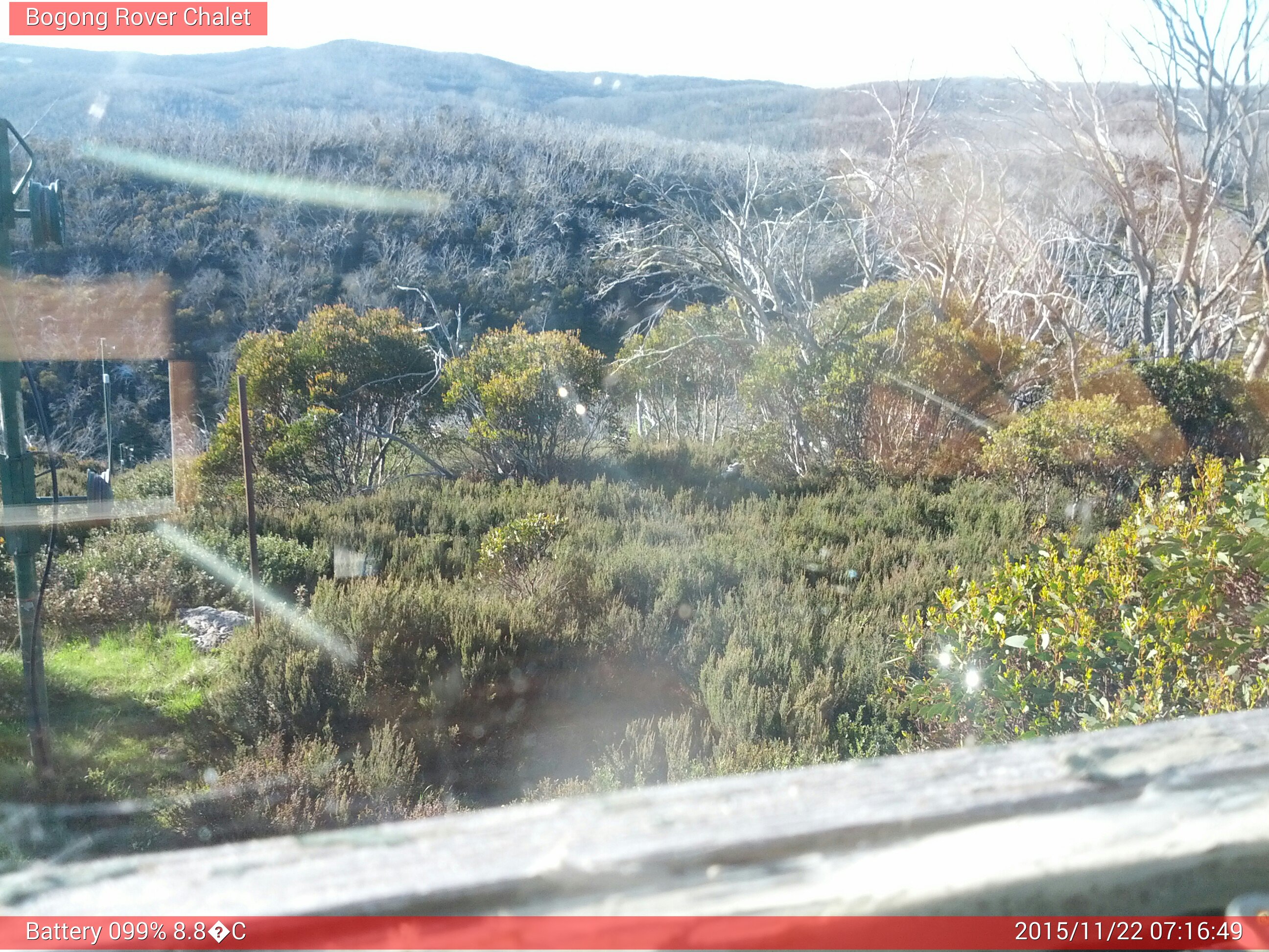 Bogong Web Cam 7:16am Sunday 22nd of November 2015