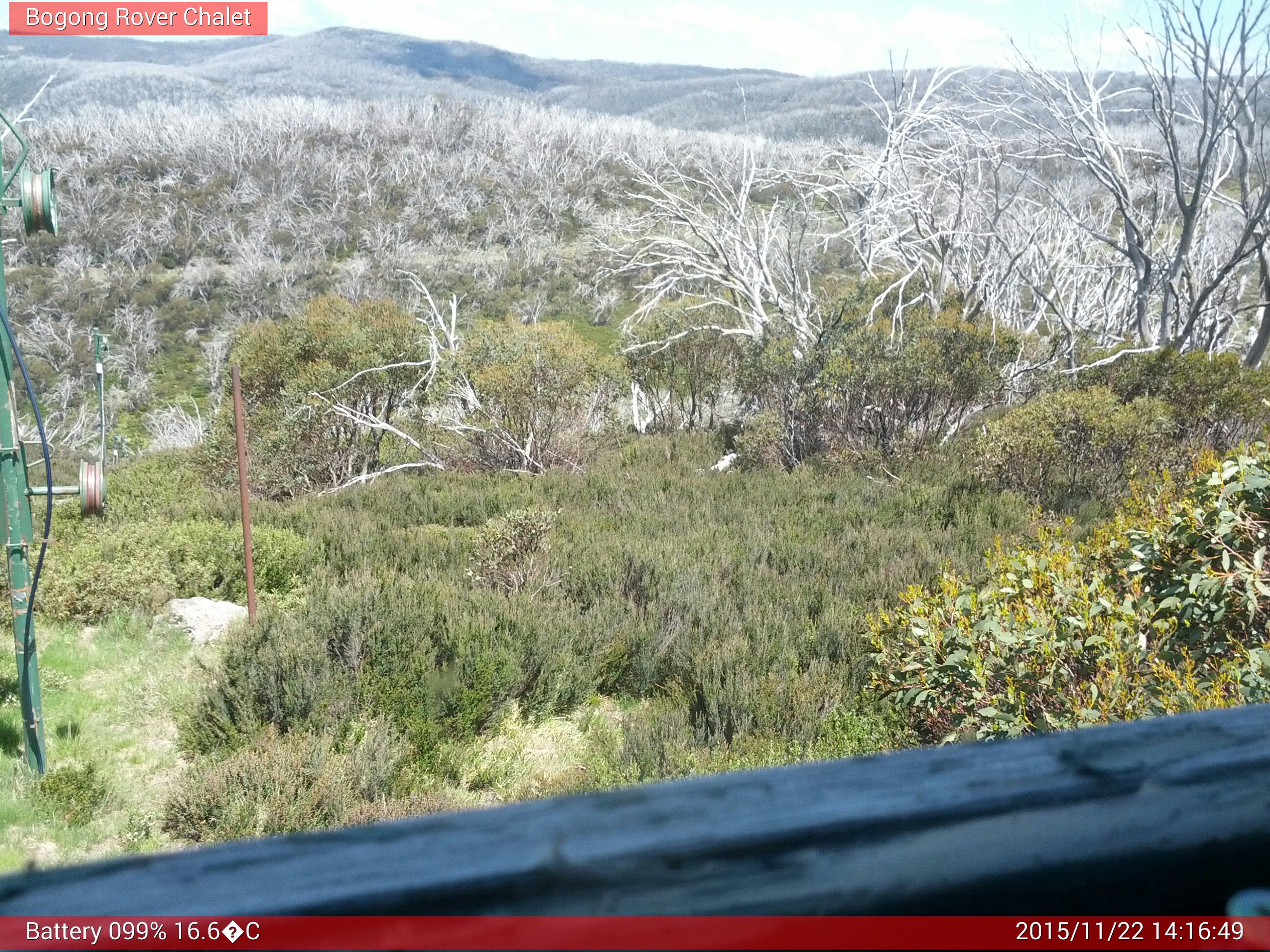 Bogong Web Cam 2:16pm Sunday 22nd of November 2015