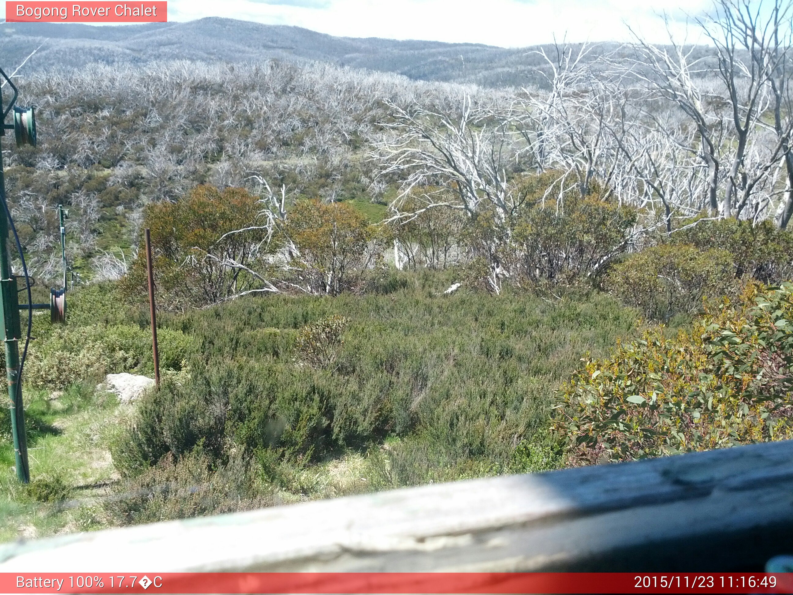 Bogong Web Cam 11:16am Monday 23rd of November 2015