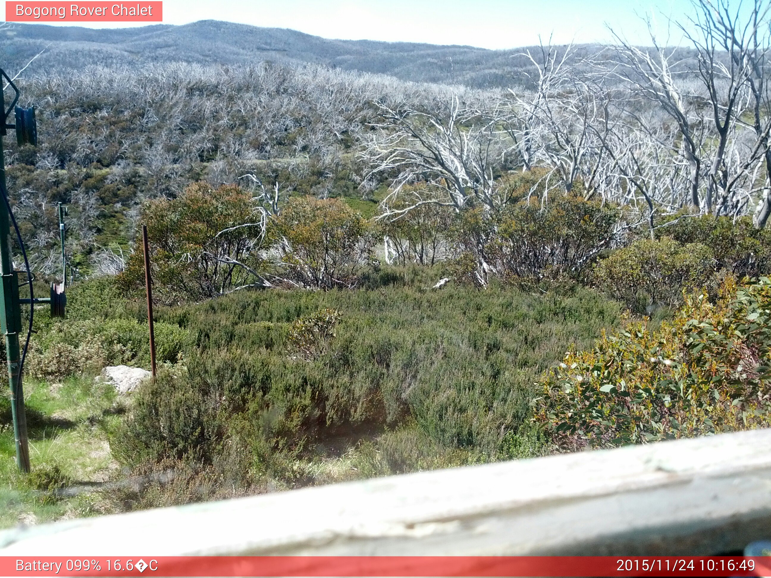 Bogong Web Cam 10:16am Tuesday 24th of November 2015