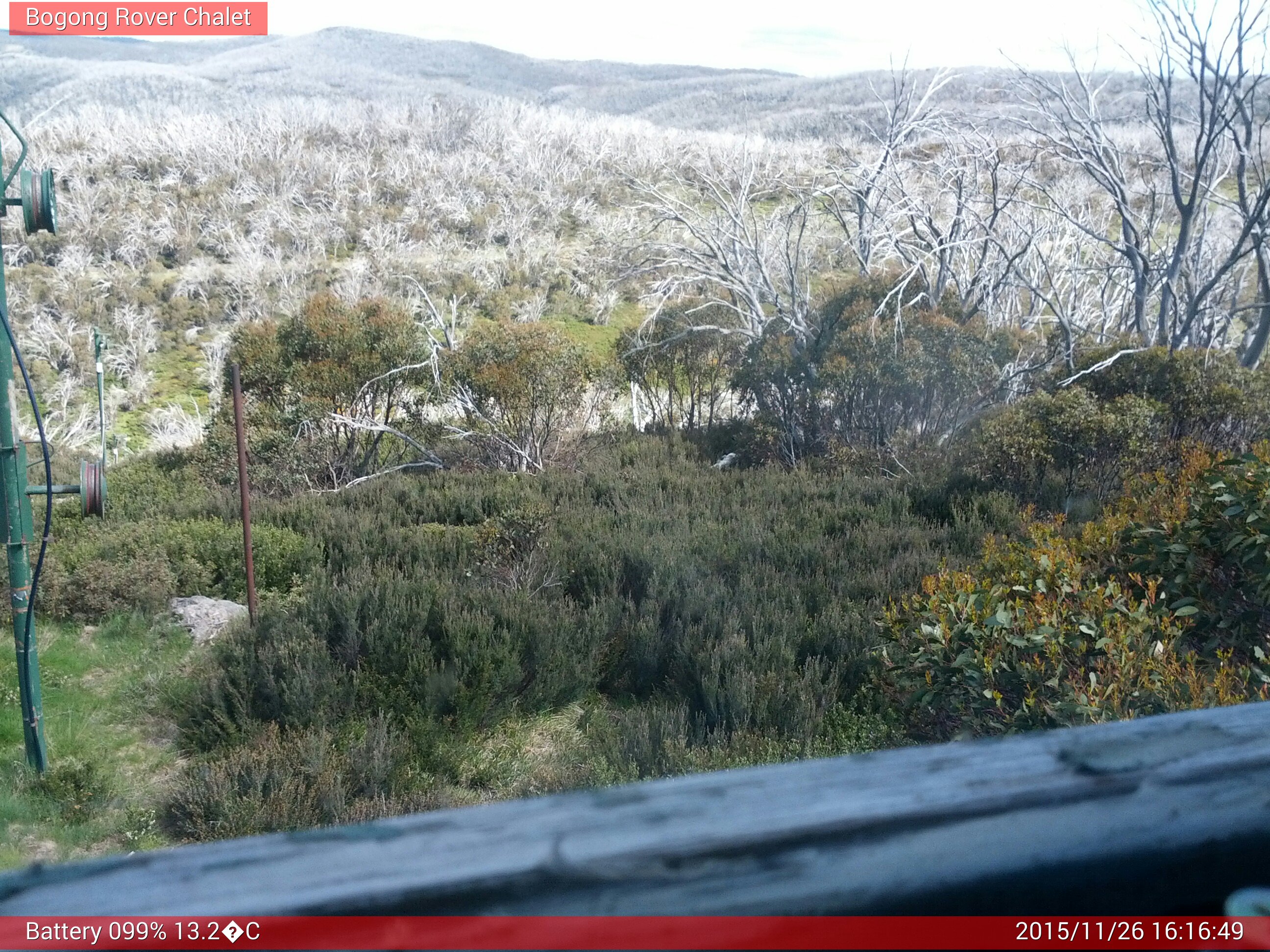 Bogong Web Cam 4:16pm Thursday 26th of November 2015