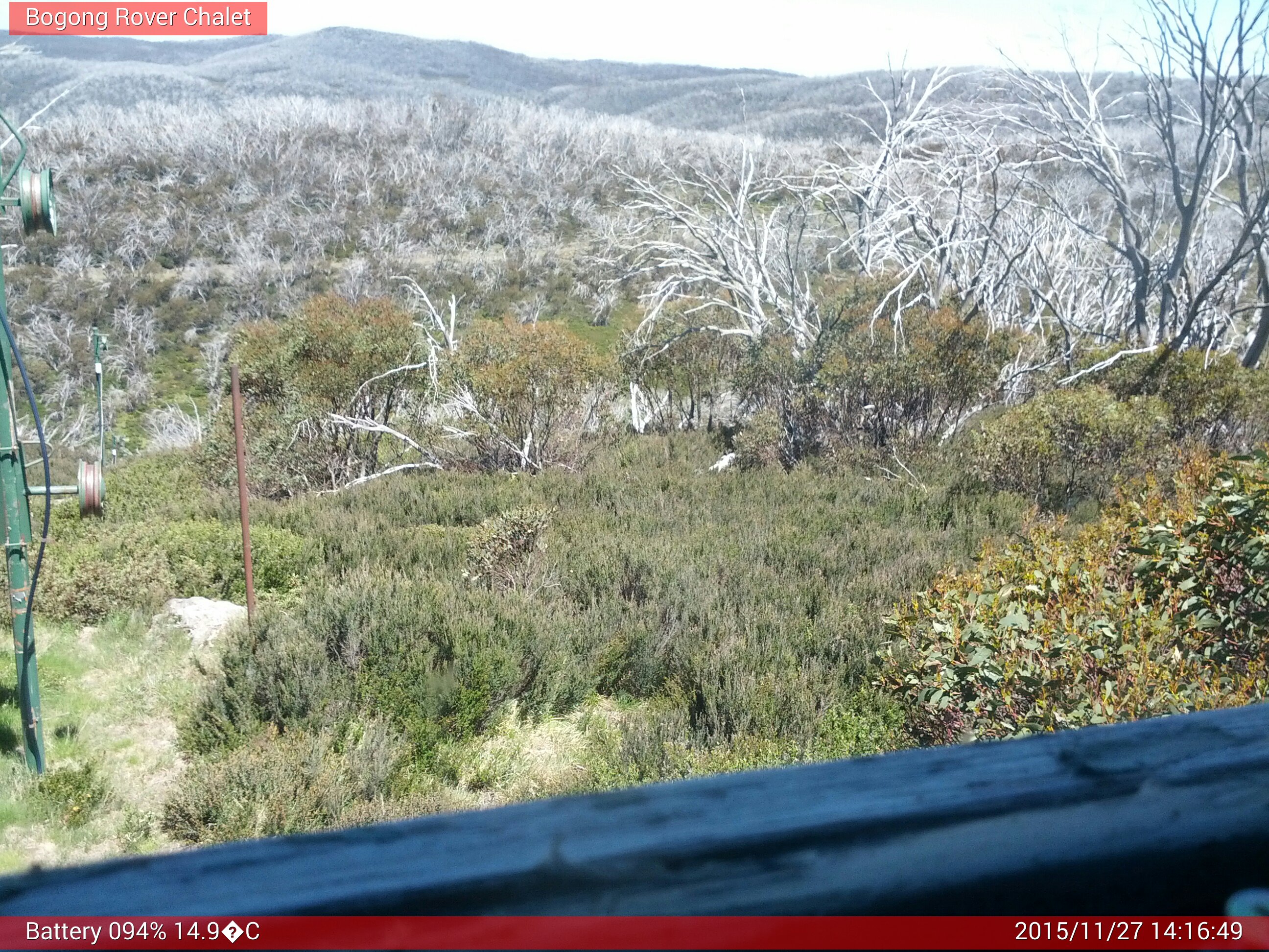 Bogong Web Cam 2:16pm Friday 27th of November 2015