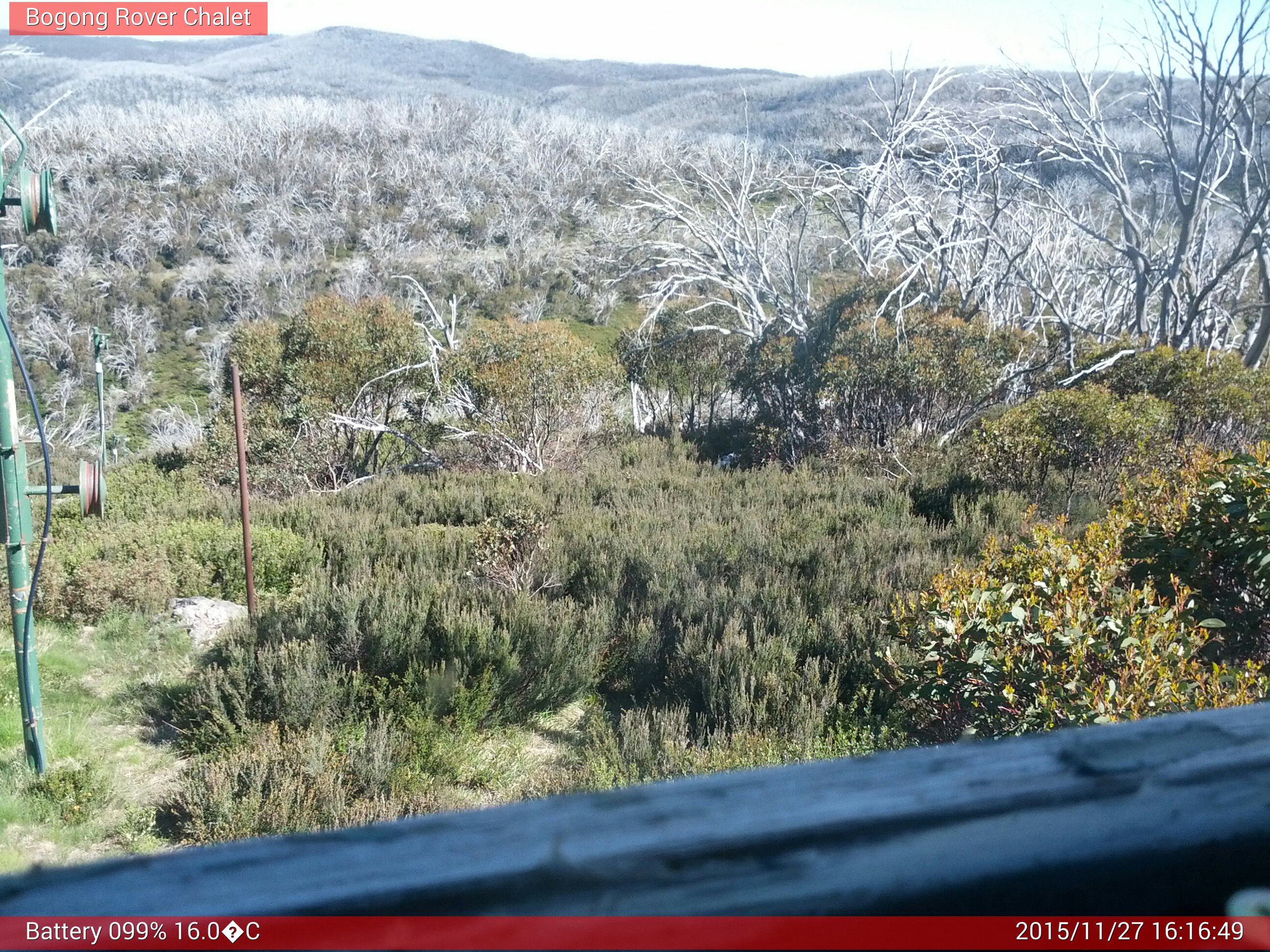 Bogong Web Cam 4:16pm Friday 27th of November 2015