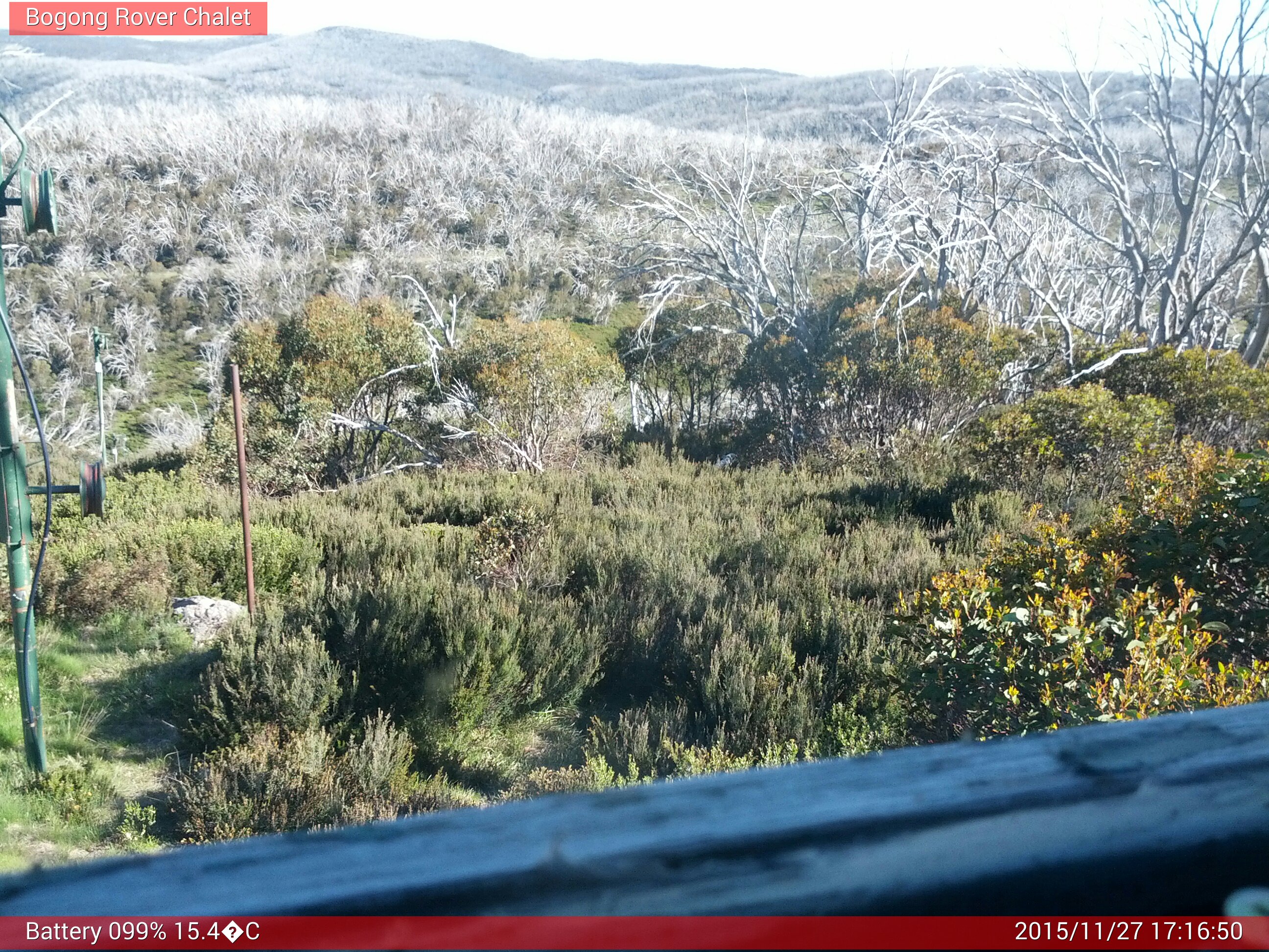 Bogong Web Cam 5:16pm Friday 27th of November 2015