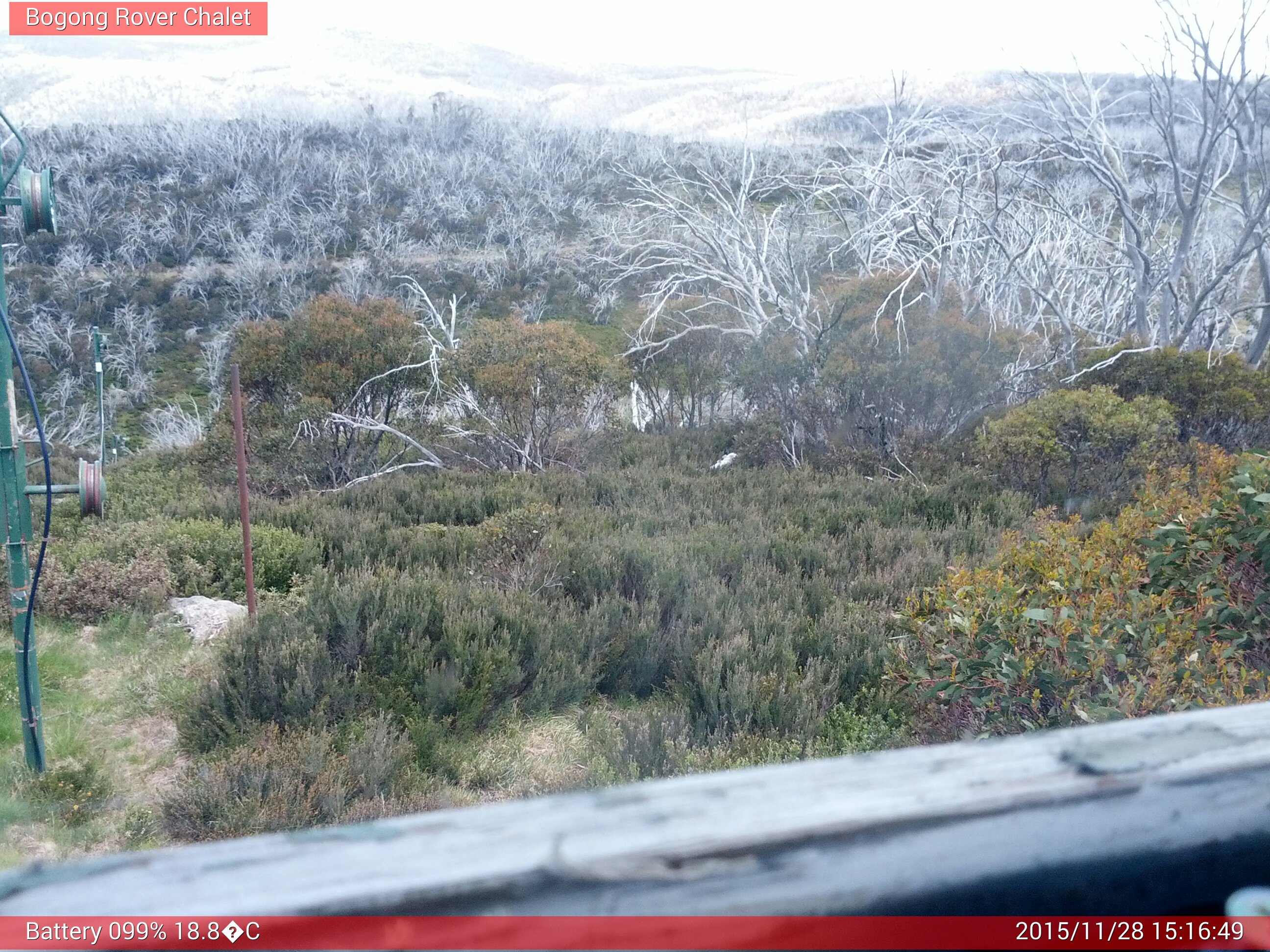 Bogong Web Cam 3:16pm Saturday 28th of November 2015