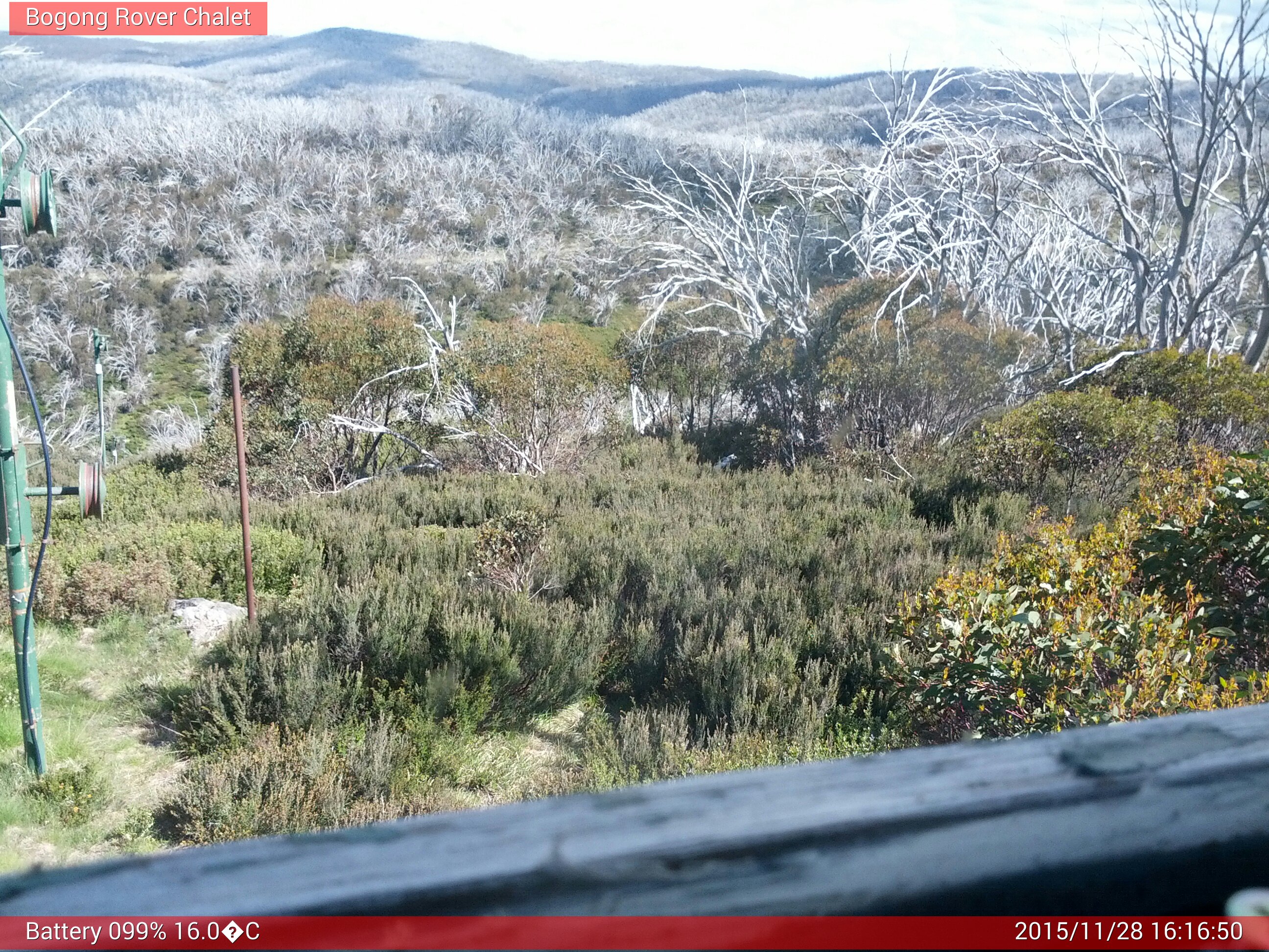 Bogong Web Cam 4:16pm Saturday 28th of November 2015