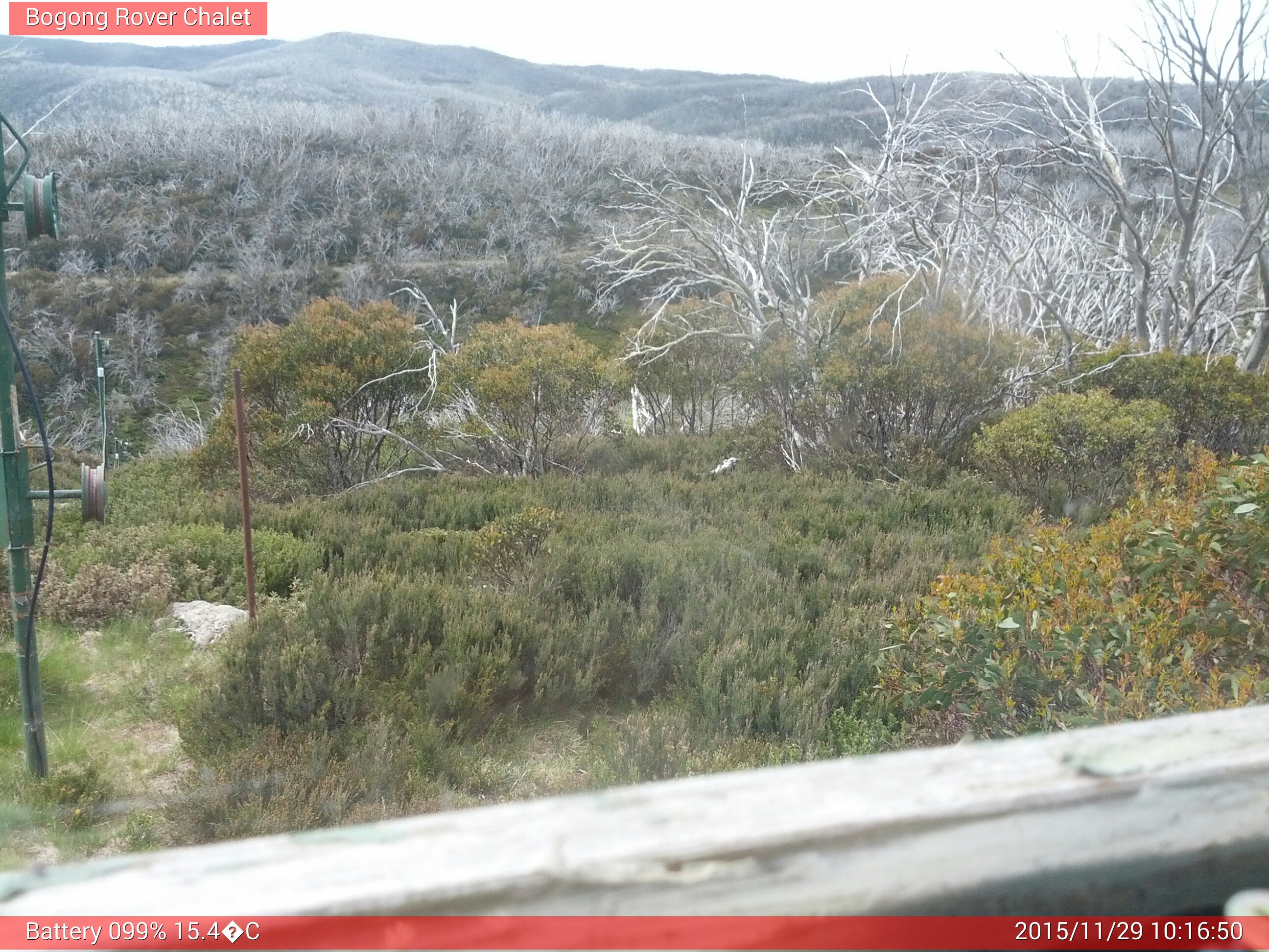 Bogong Web Cam 10:16am Sunday 29th of November 2015