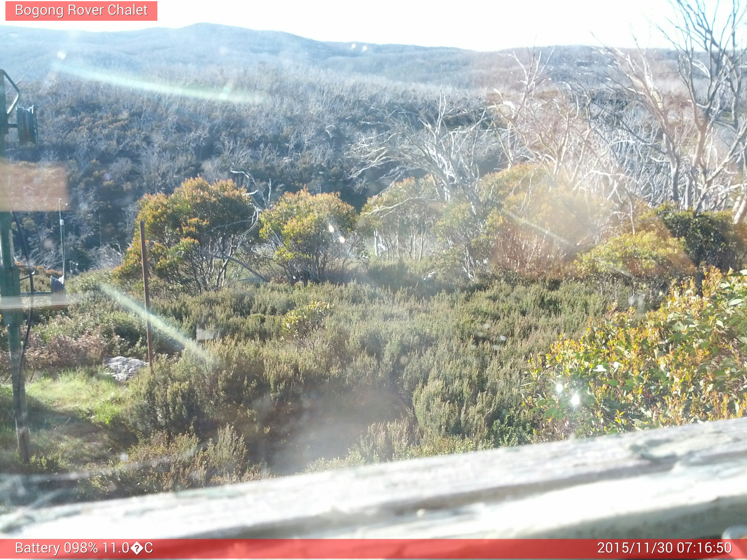 Bogong Web Cam 7:16am Monday 30th of November 2015