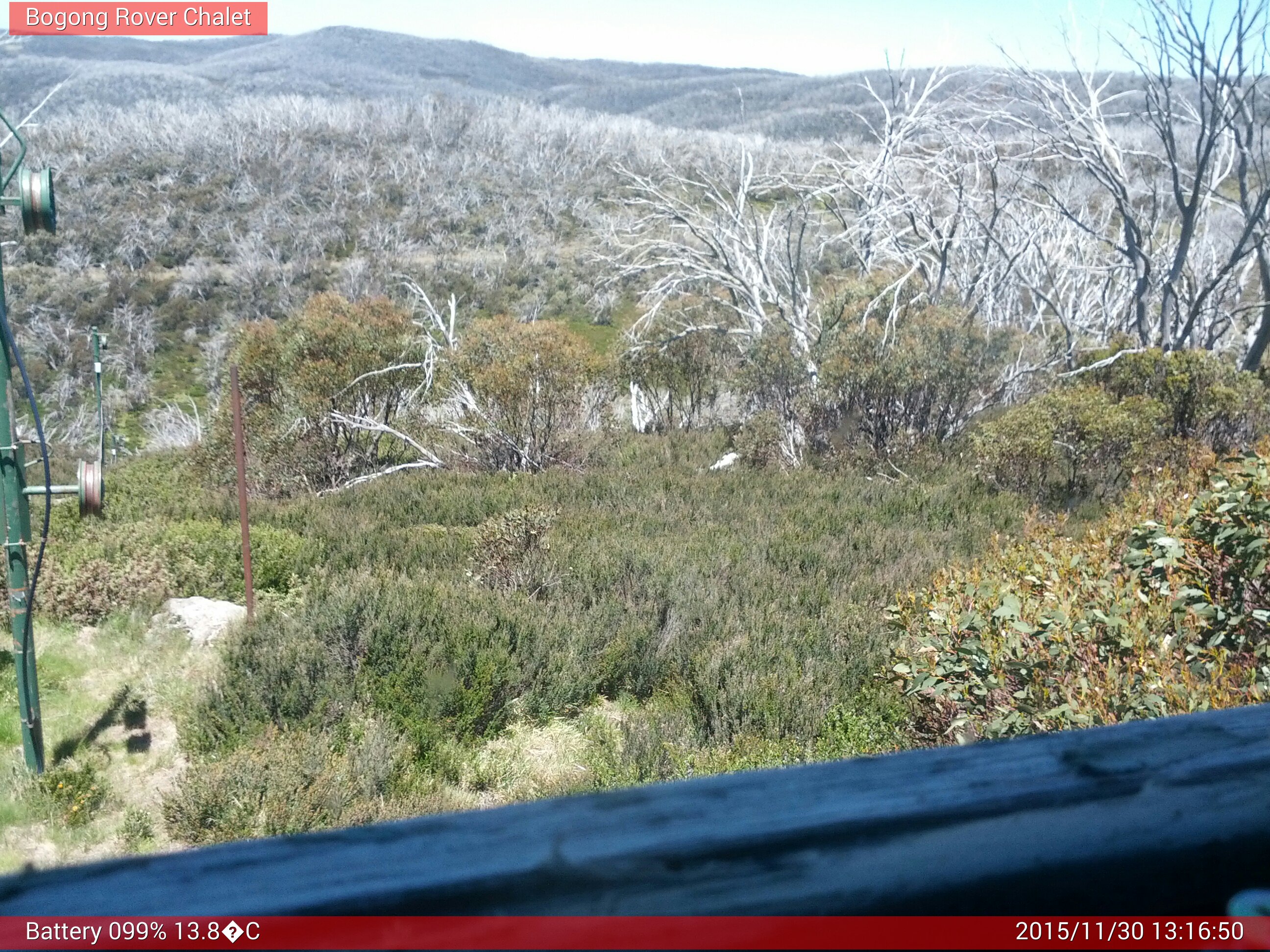 Bogong Web Cam 1:16pm Monday 30th of November 2015