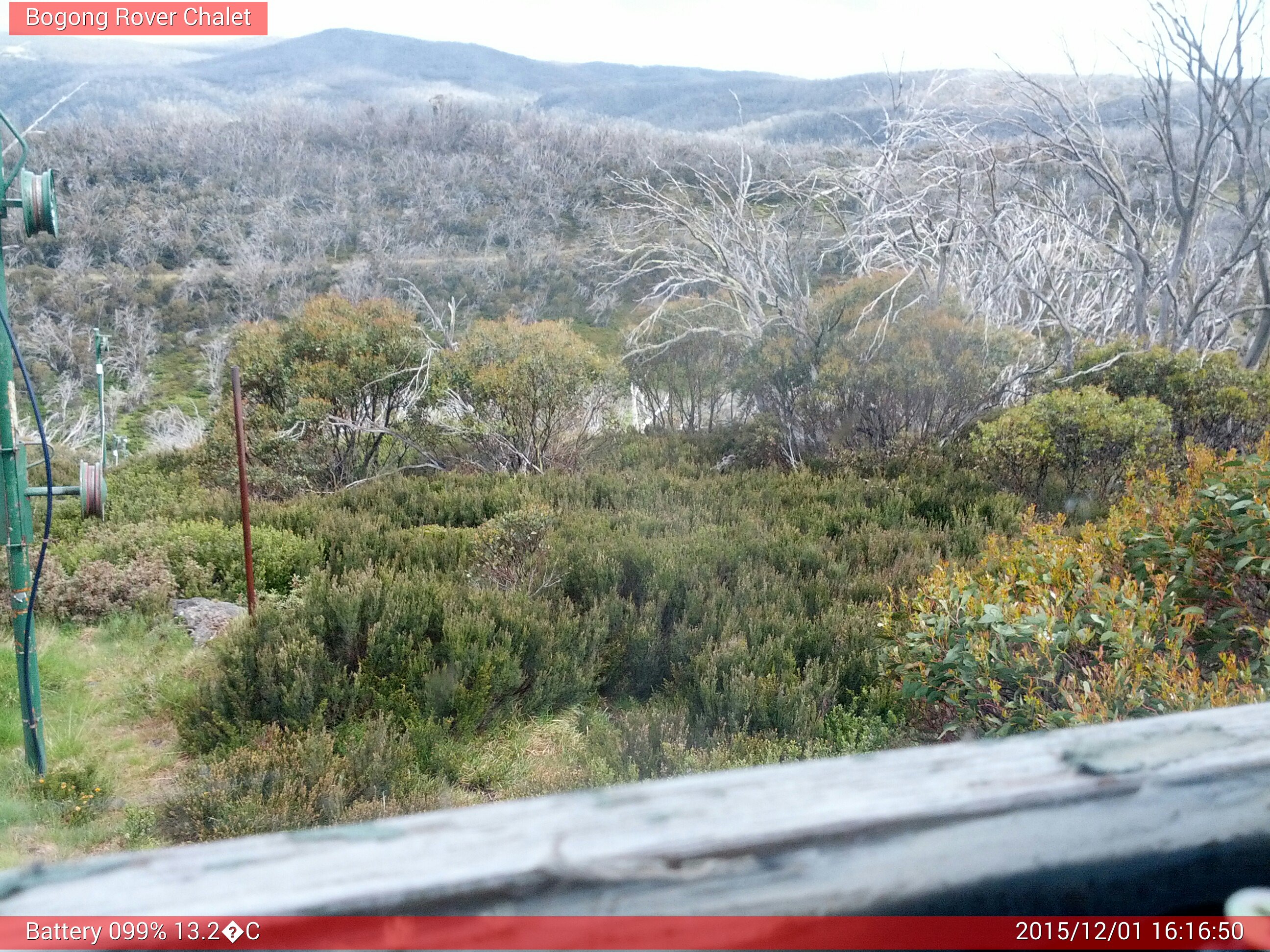 Bogong Web Cam 4:16pm Tuesday 1st of December 2015