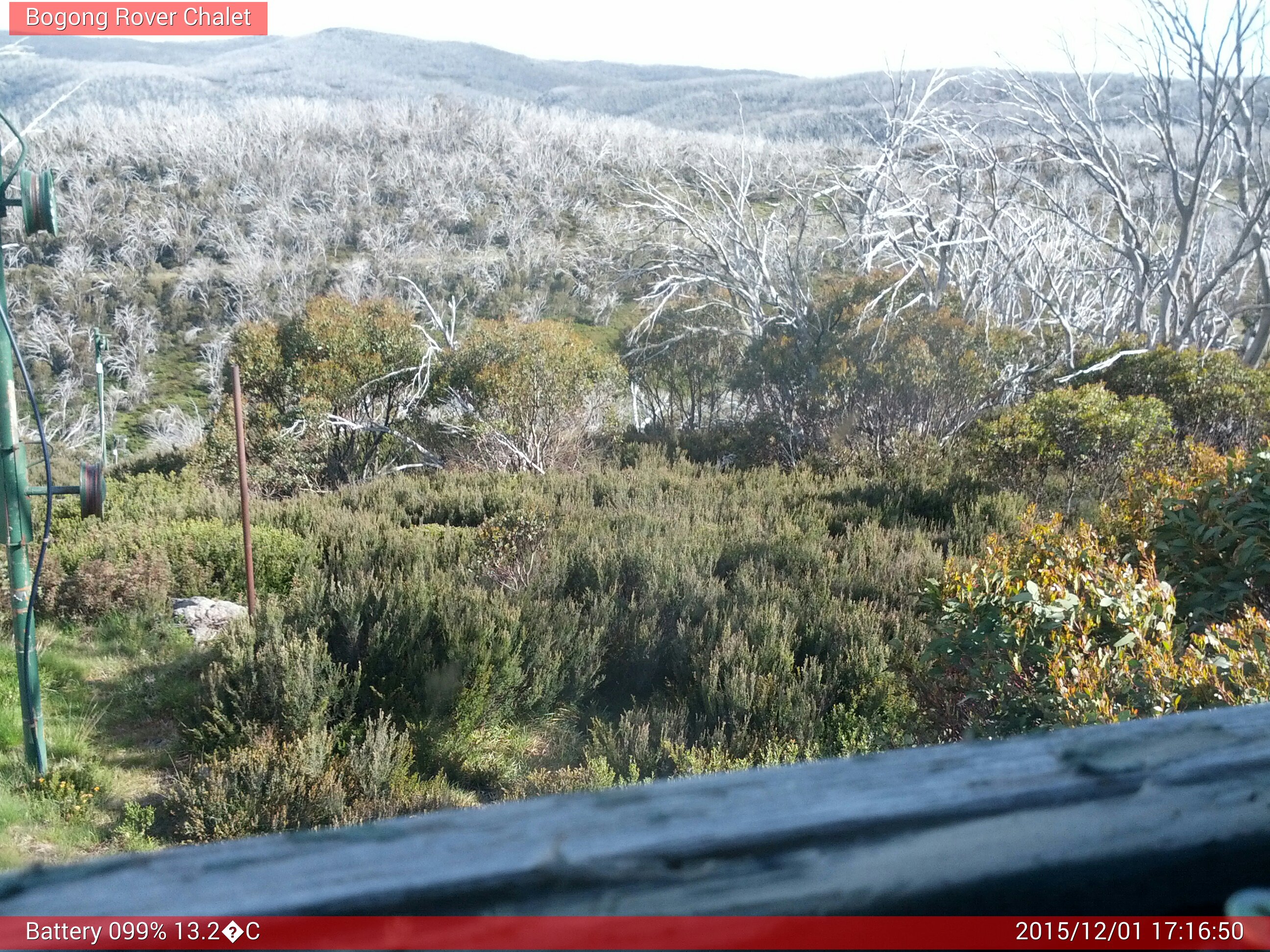 Bogong Web Cam 5:16pm Tuesday 1st of December 2015