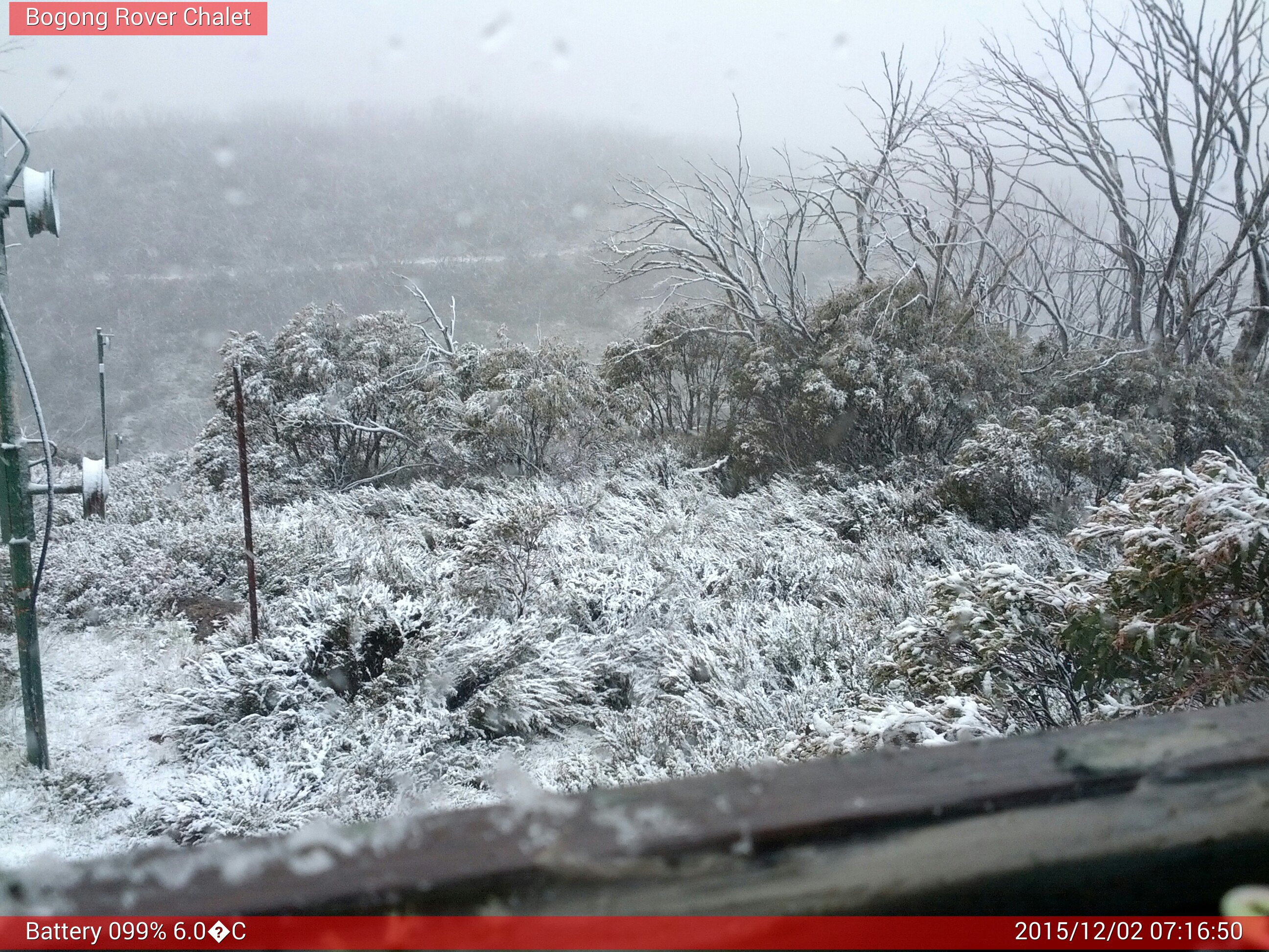 Bogong Web Cam 7:16am Wednesday 2nd of December 2015