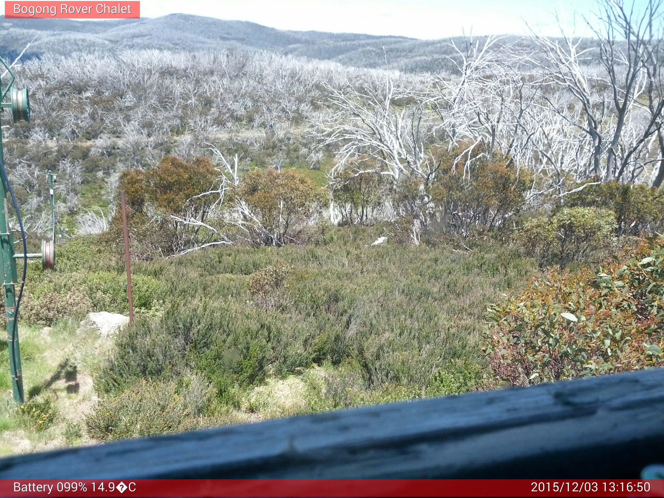 Bogong Web Cam 1:16pm Thursday 3rd of December 2015