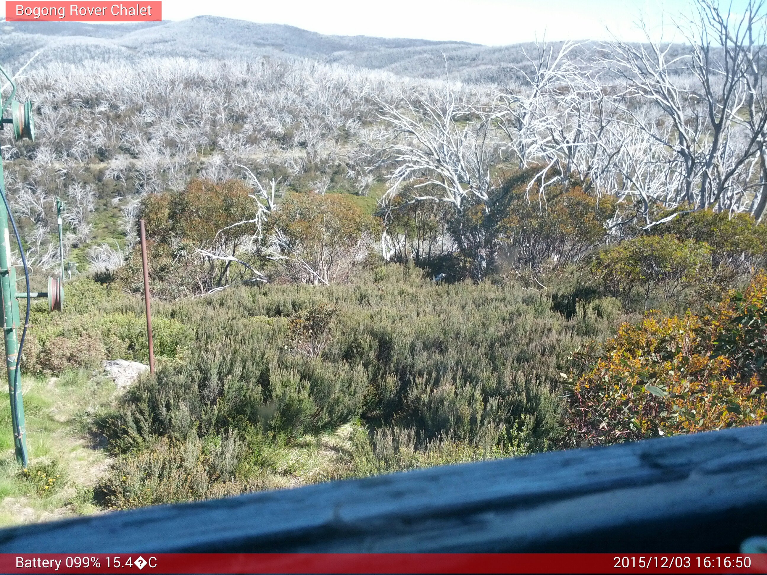 Bogong Web Cam 4:16pm Thursday 3rd of December 2015