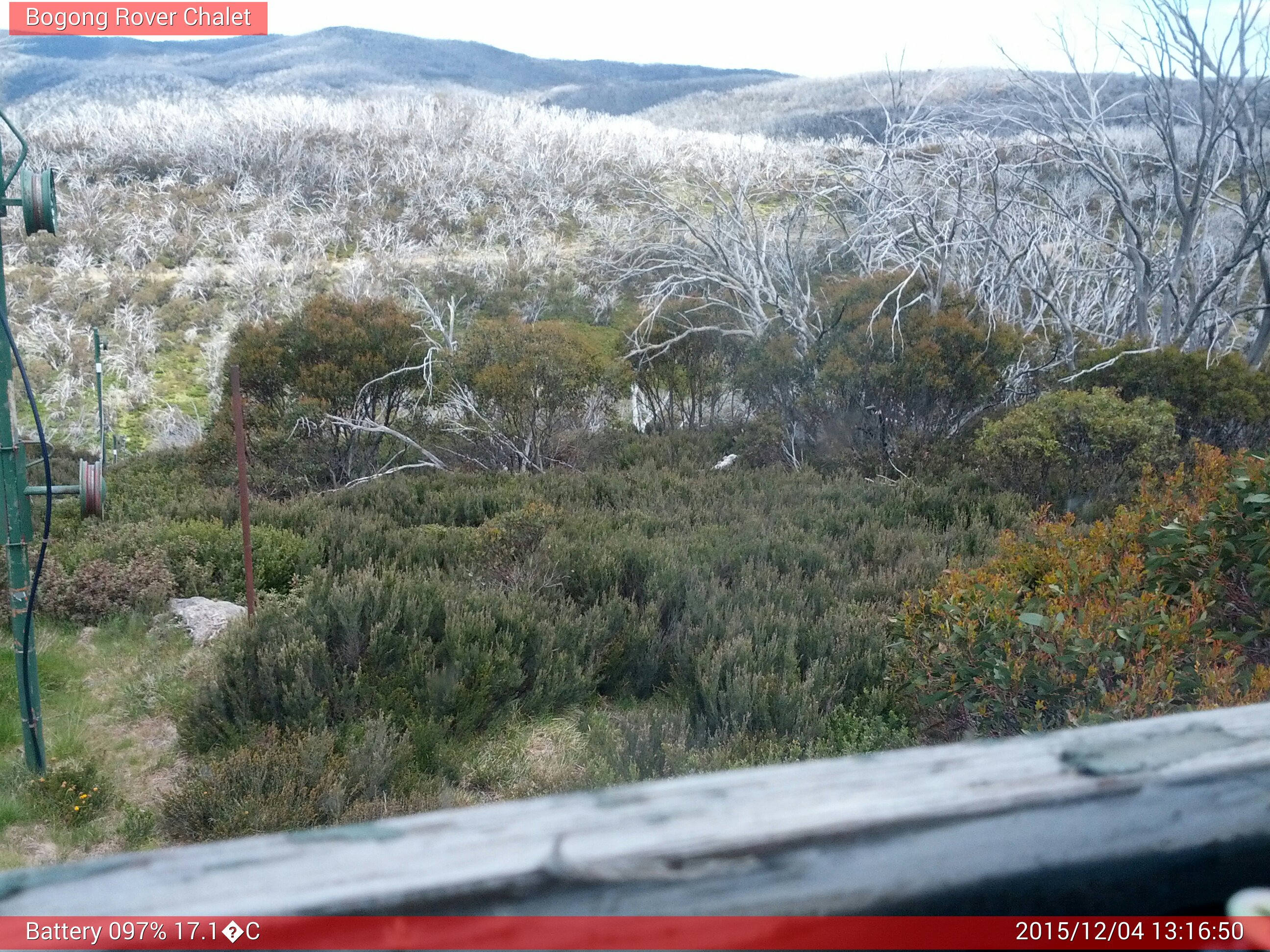 Bogong Web Cam 1:16pm Friday 4th of December 2015