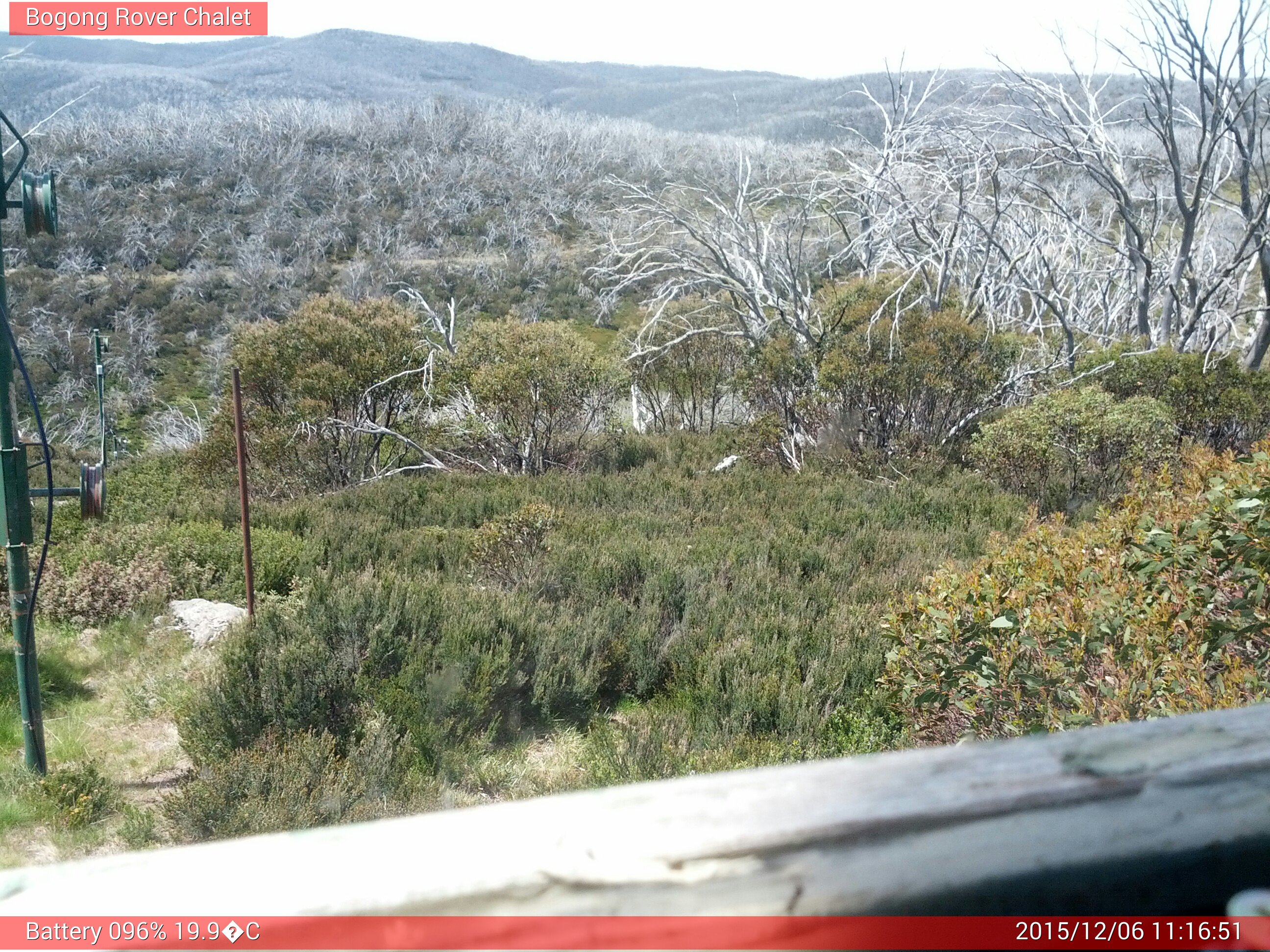 Bogong Web Cam 11:16am Sunday 6th of December 2015