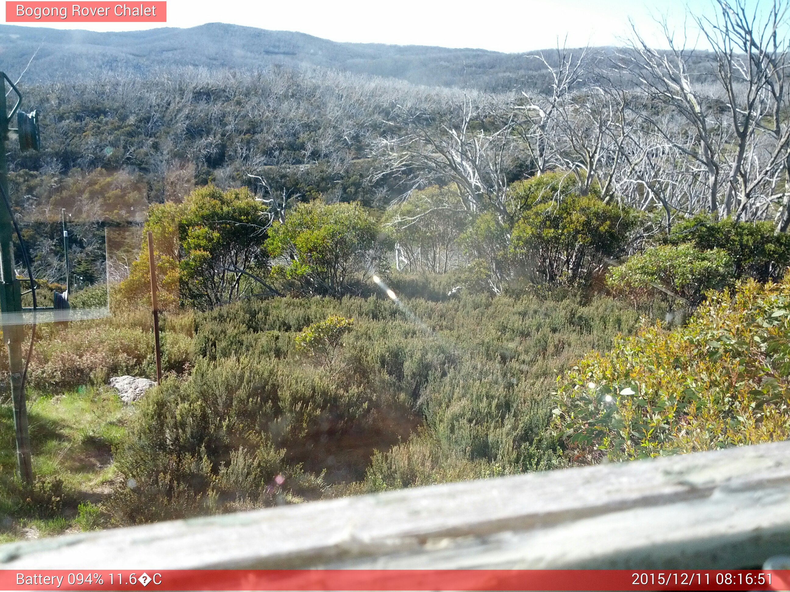 Bogong Web Cam 8:16am Friday 11th of December 2015