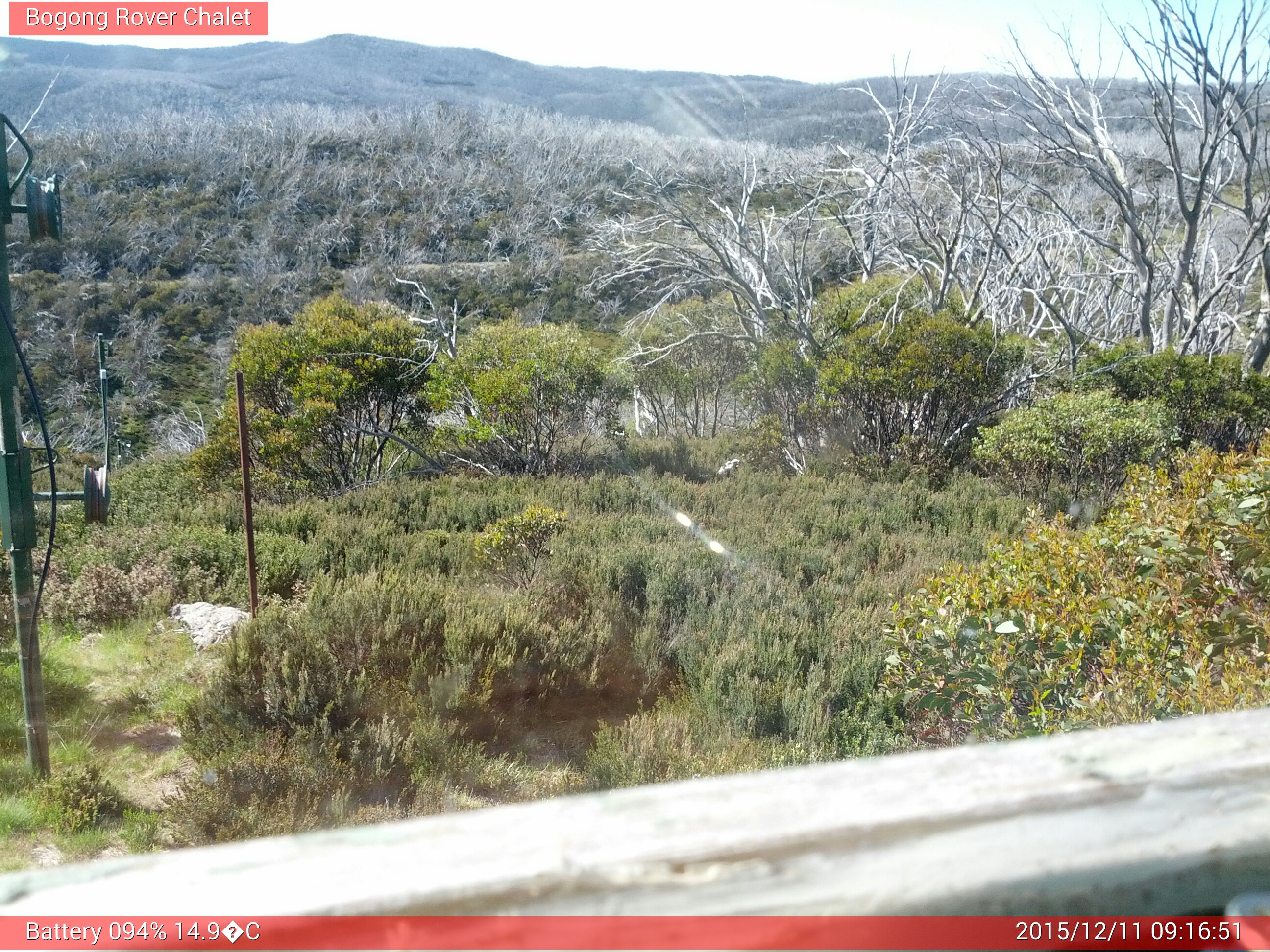 Bogong Web Cam 9:16am Friday 11th of December 2015