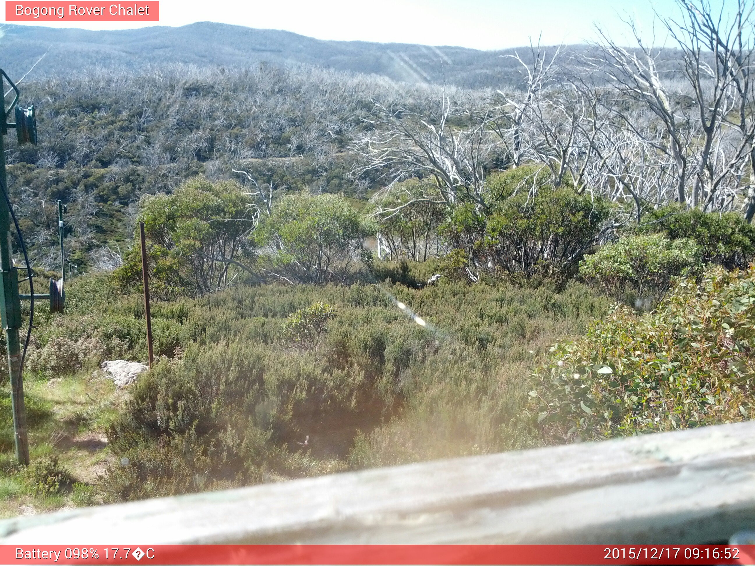 Bogong Web Cam 9:16am Thursday 17th of December 2015