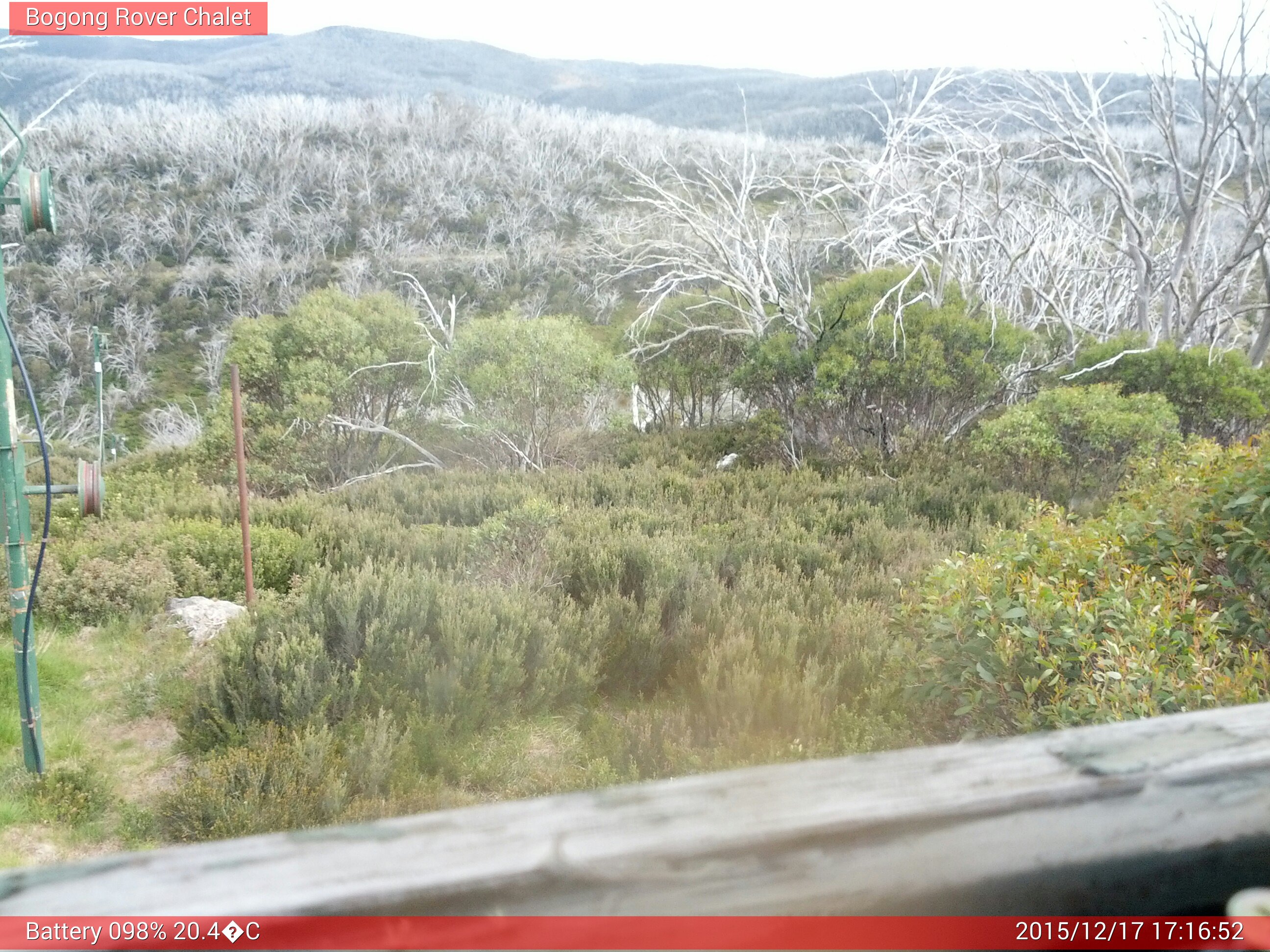 Bogong Web Cam 5:16pm Thursday 17th of December 2015