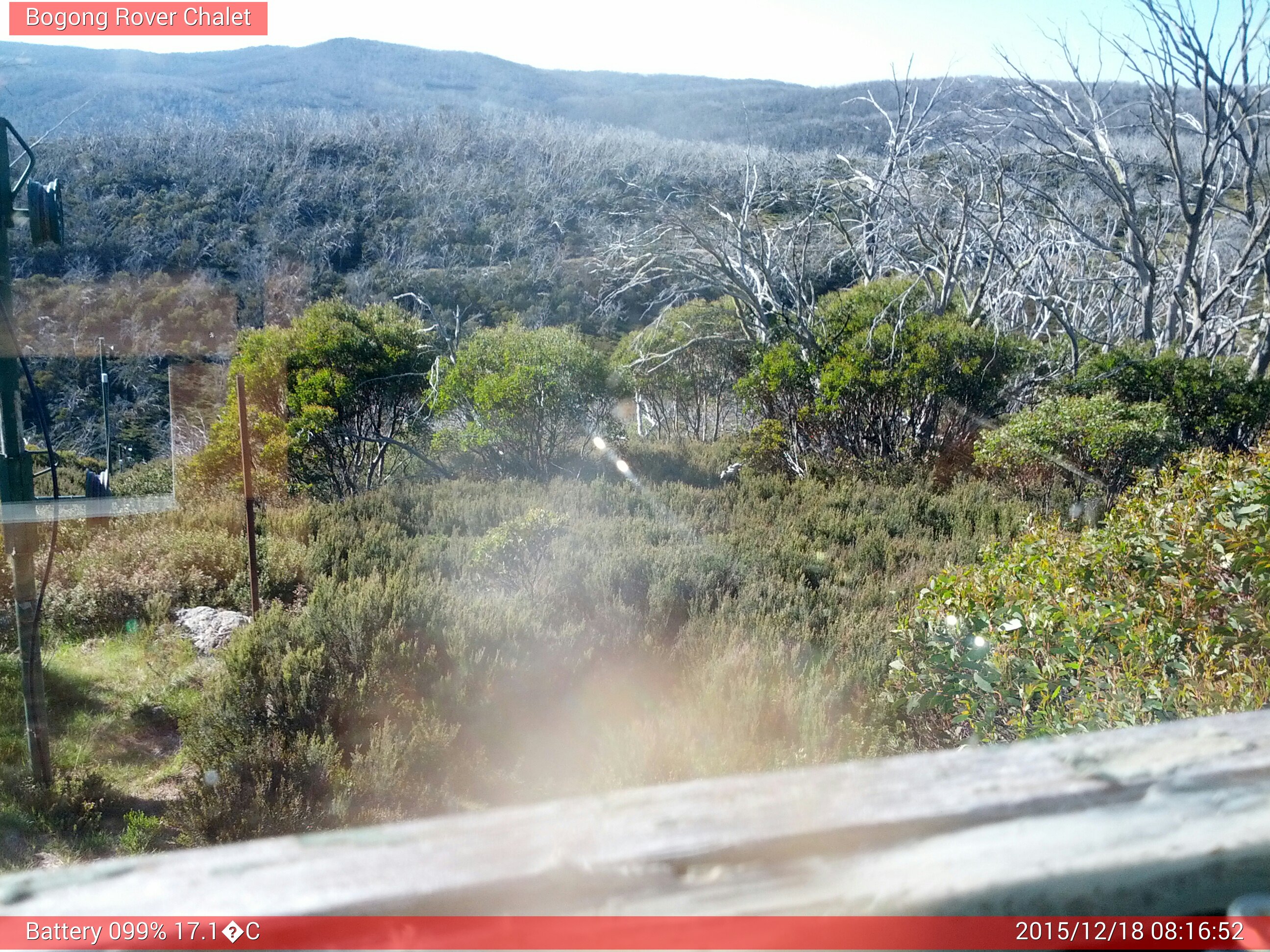 Bogong Web Cam 8:16am Friday 18th of December 2015