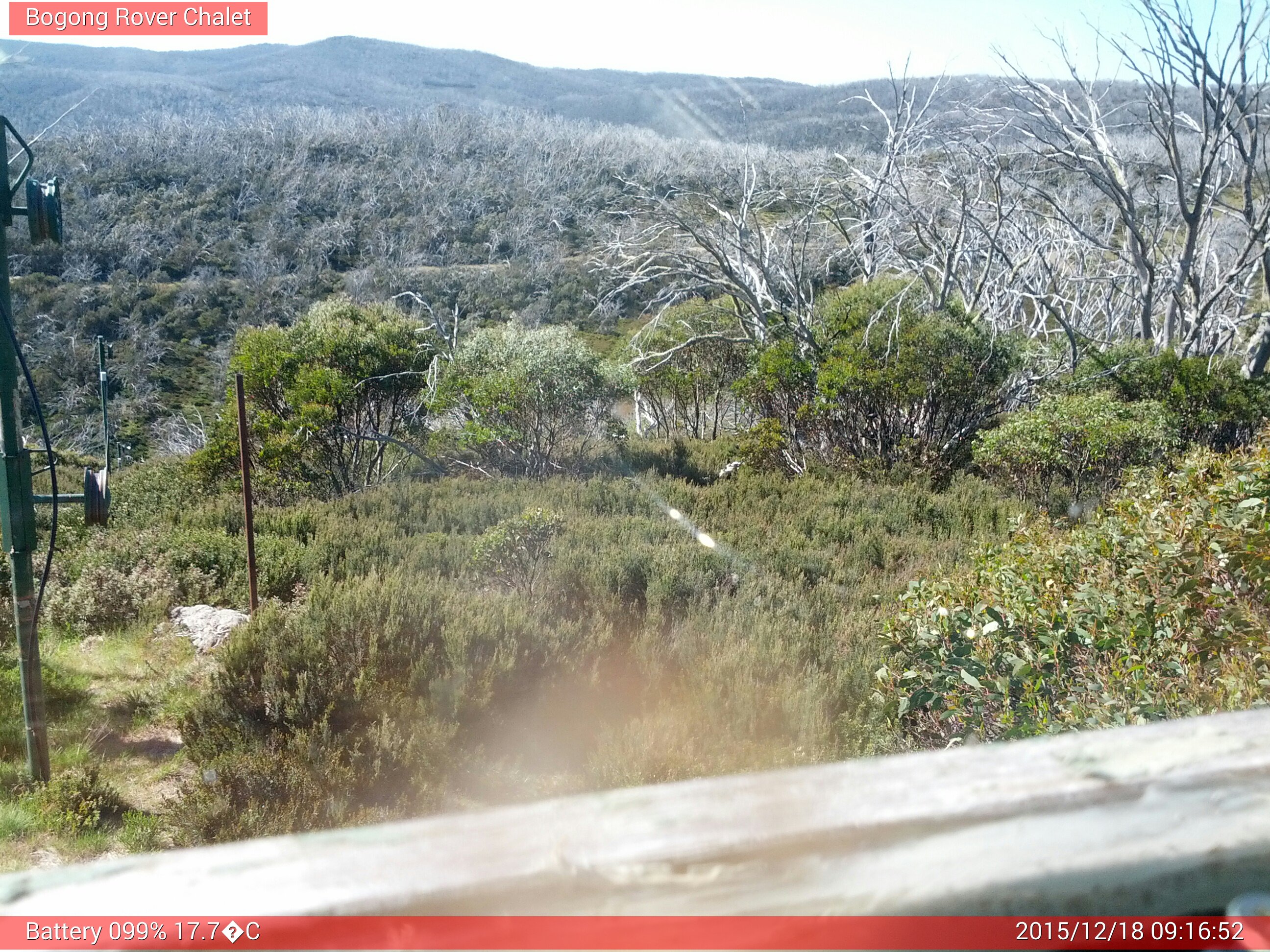 Bogong Web Cam 9:16am Friday 18th of December 2015