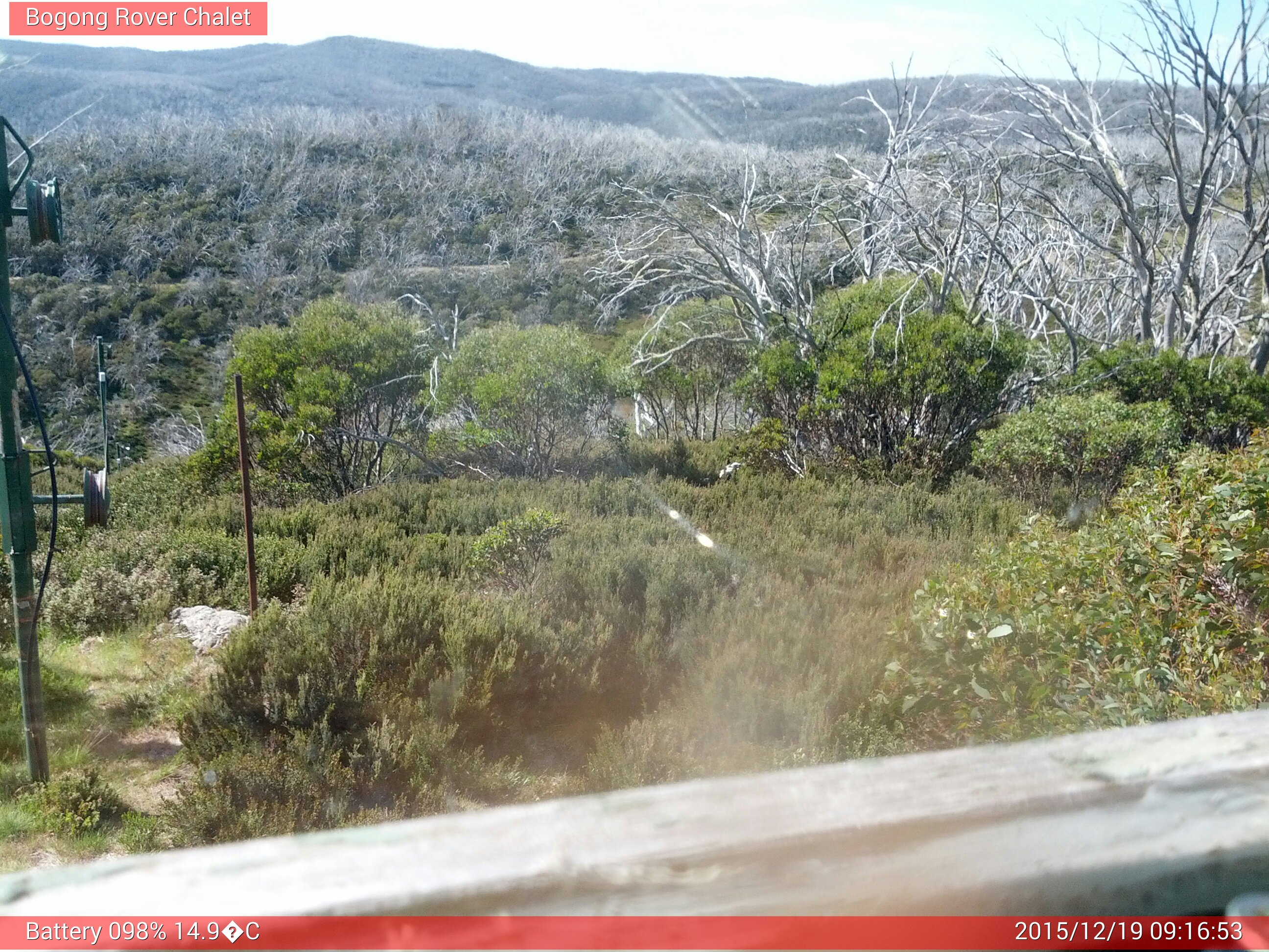 Bogong Web Cam 9:16am Saturday 19th of December 2015