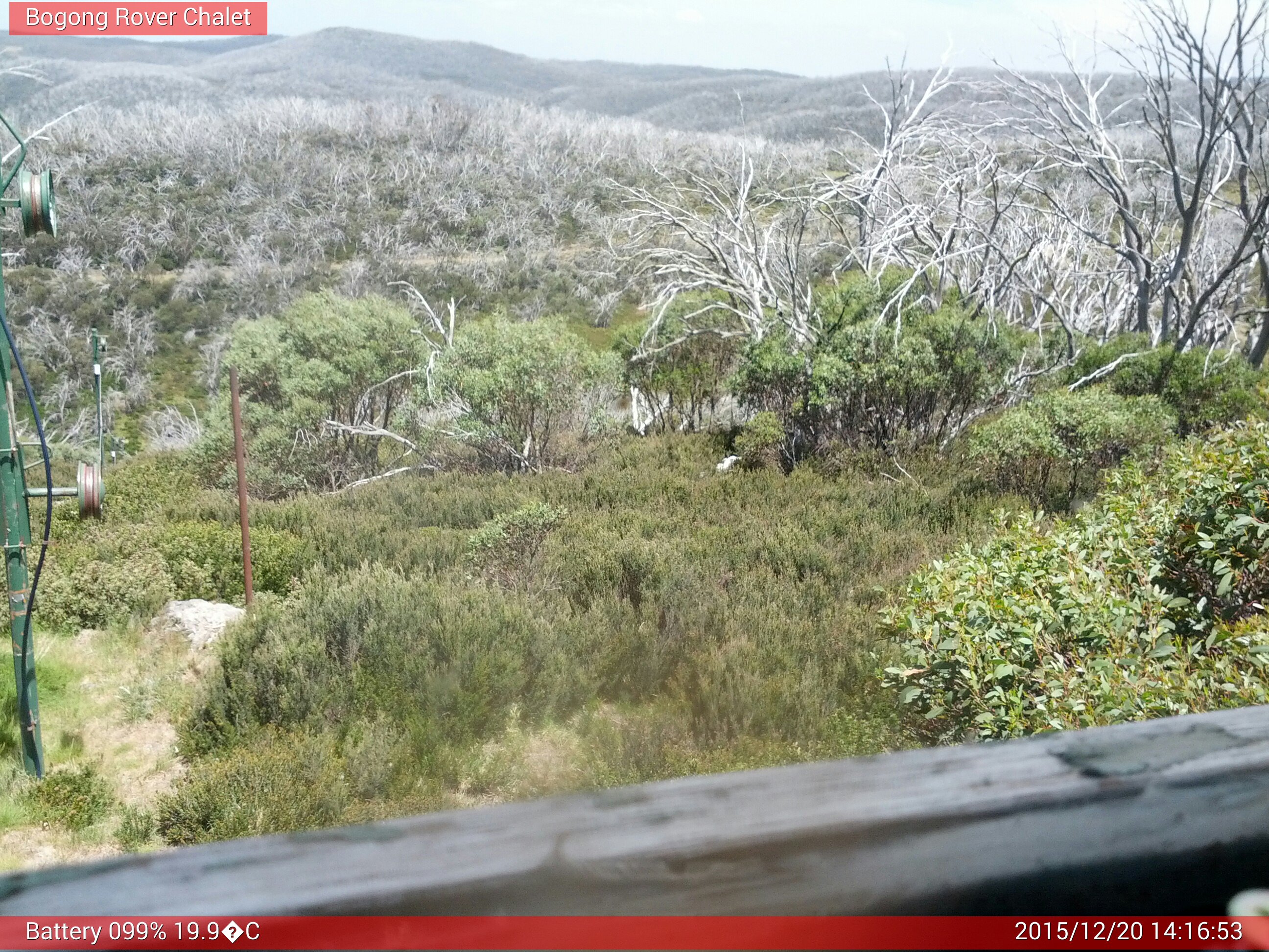 Bogong Web Cam 2:16pm Sunday 20th of December 2015