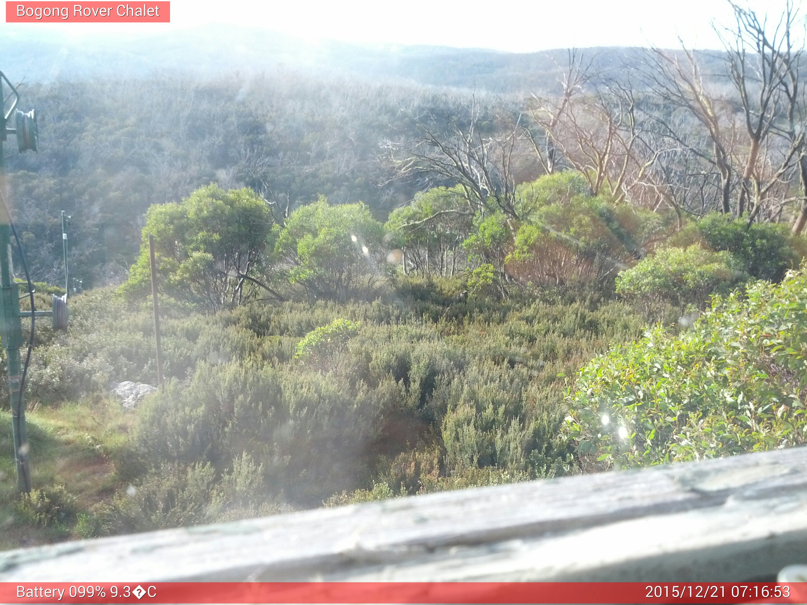 Bogong Web Cam 7:16am Monday 21st of December 2015