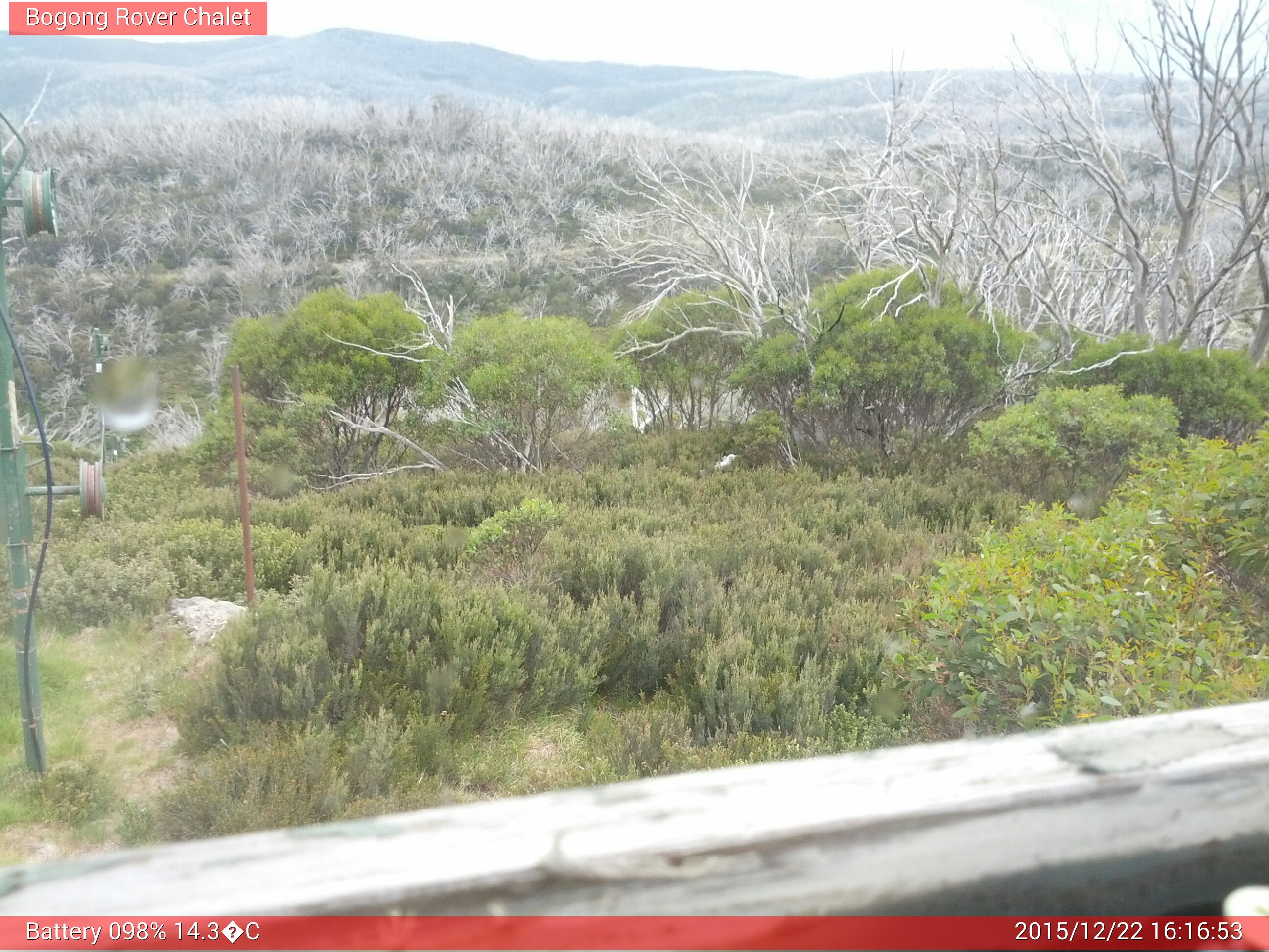 Bogong Web Cam 4:16pm Tuesday 22nd of December 2015