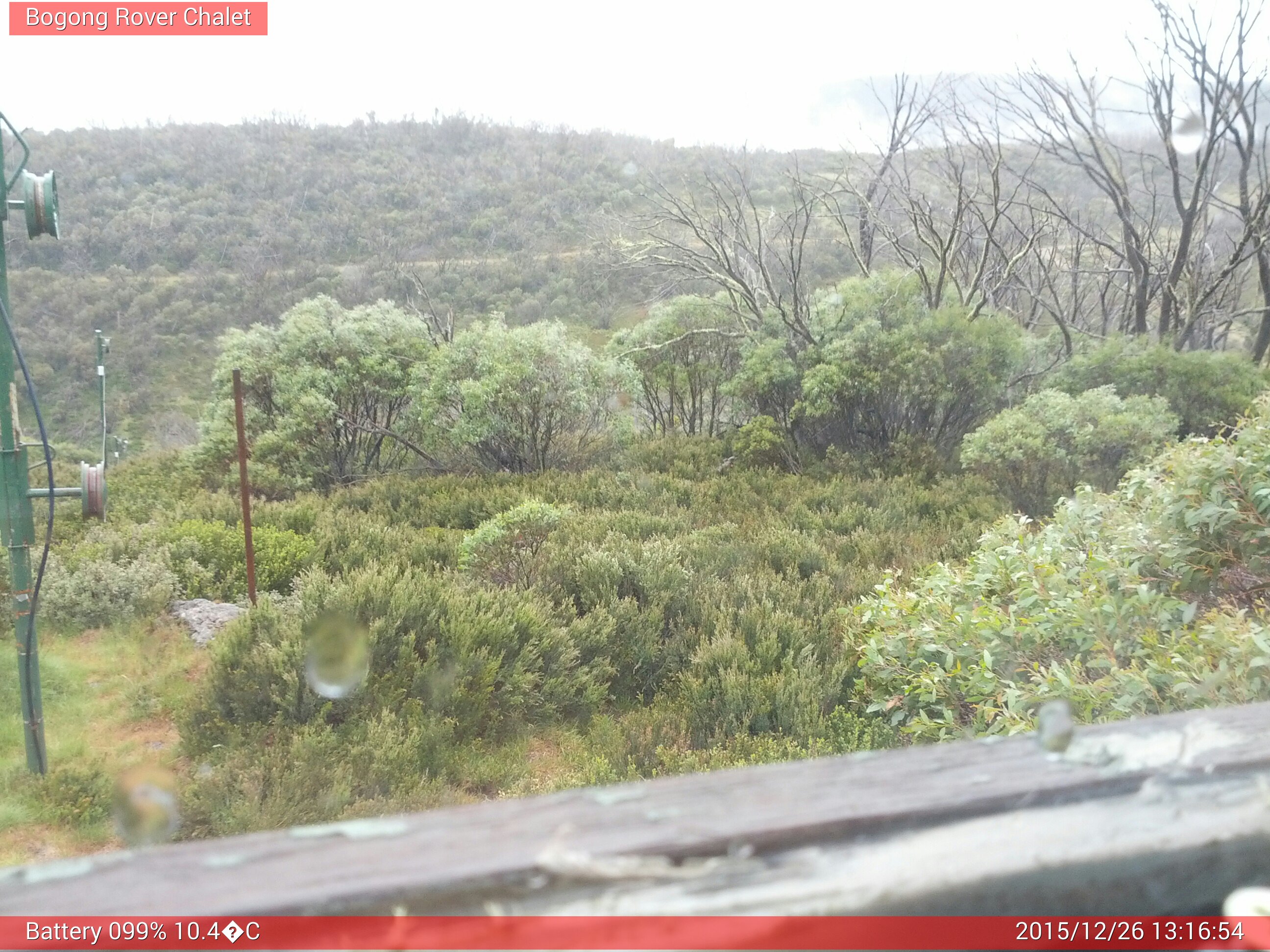 Bogong Web Cam 1:16pm Saturday 26th of December 2015