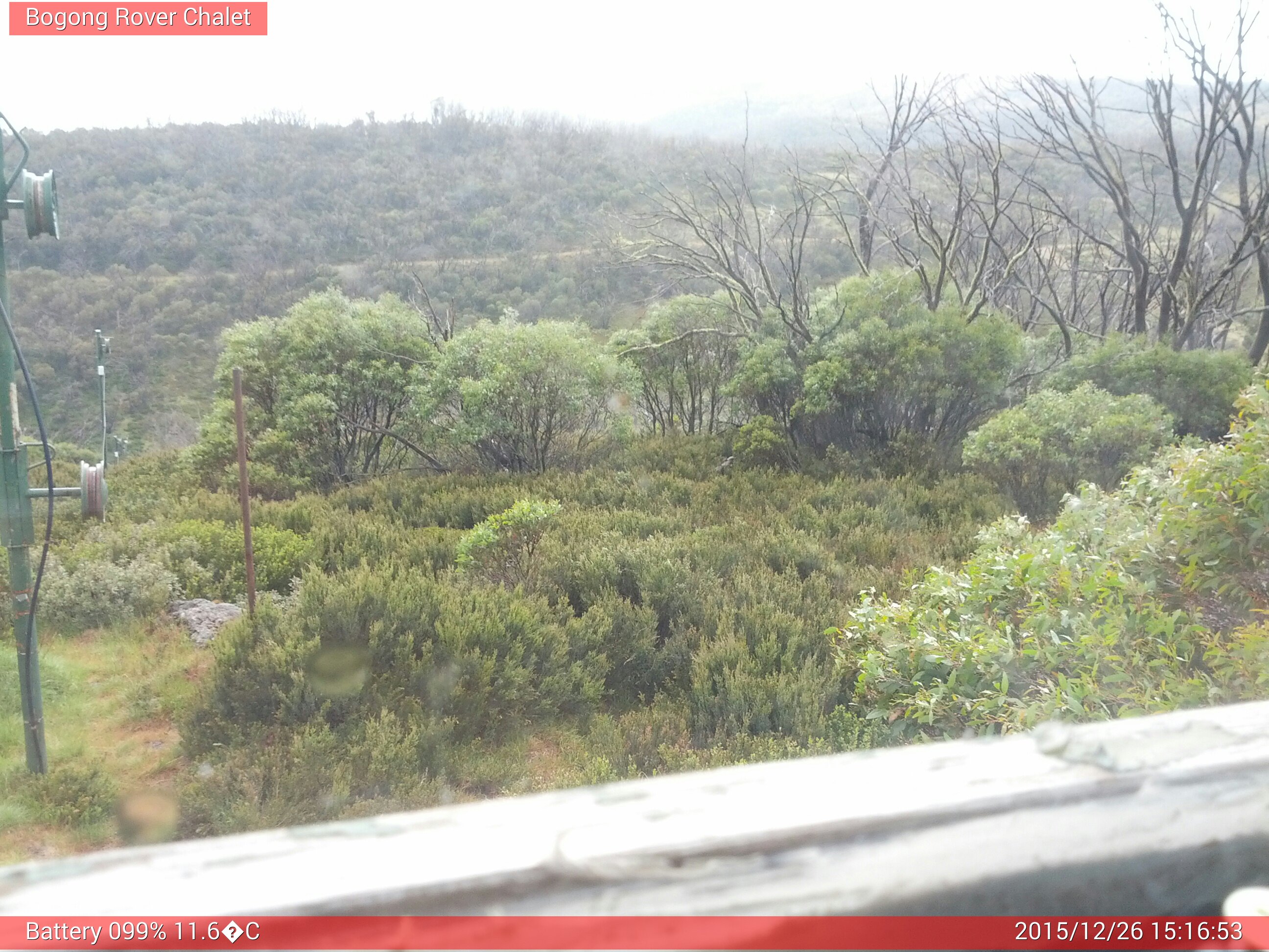 Bogong Web Cam 3:16pm Saturday 26th of December 2015