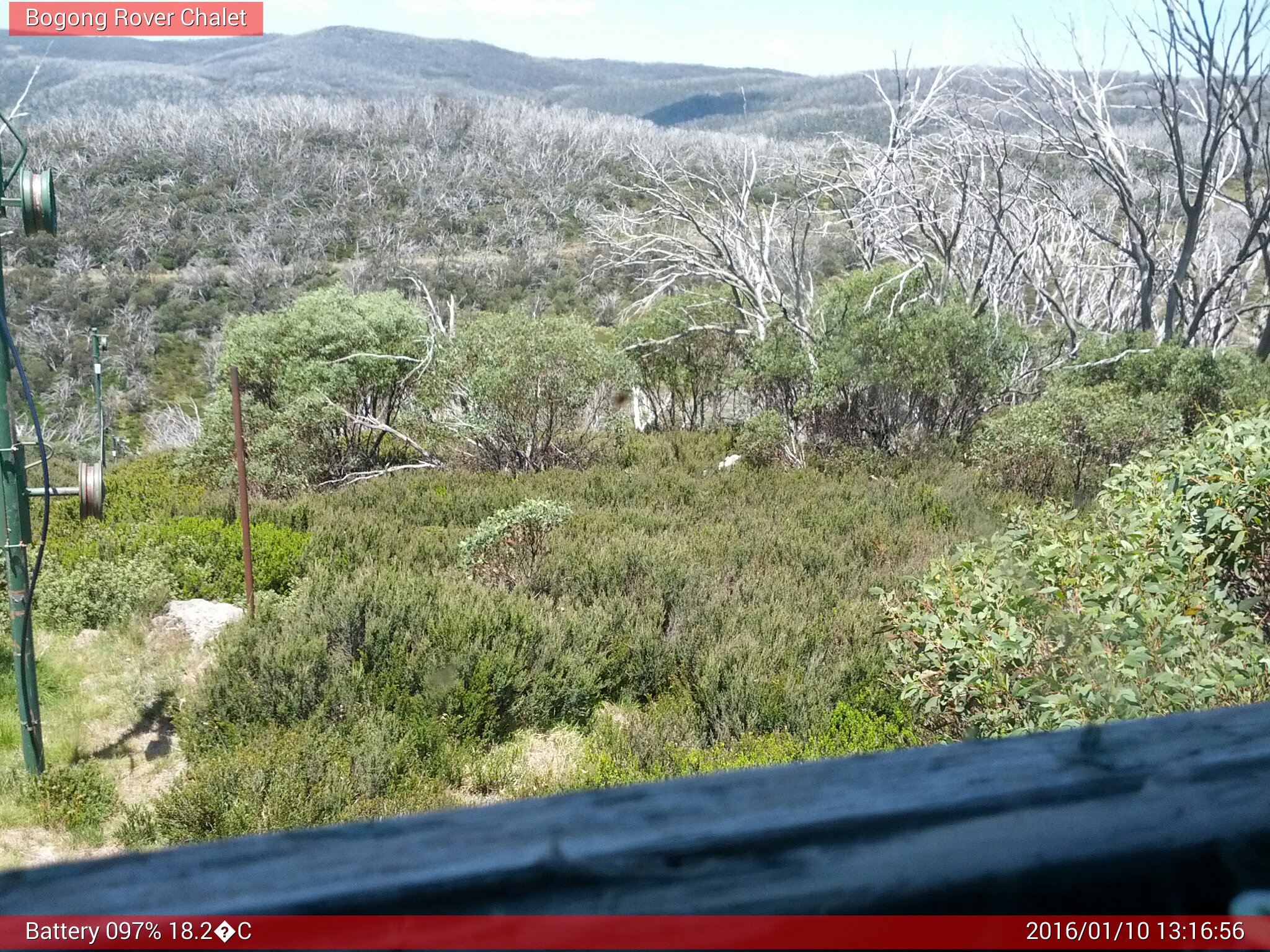 Bogong Web Cam 1:16pm Sunday 10th of January 2016