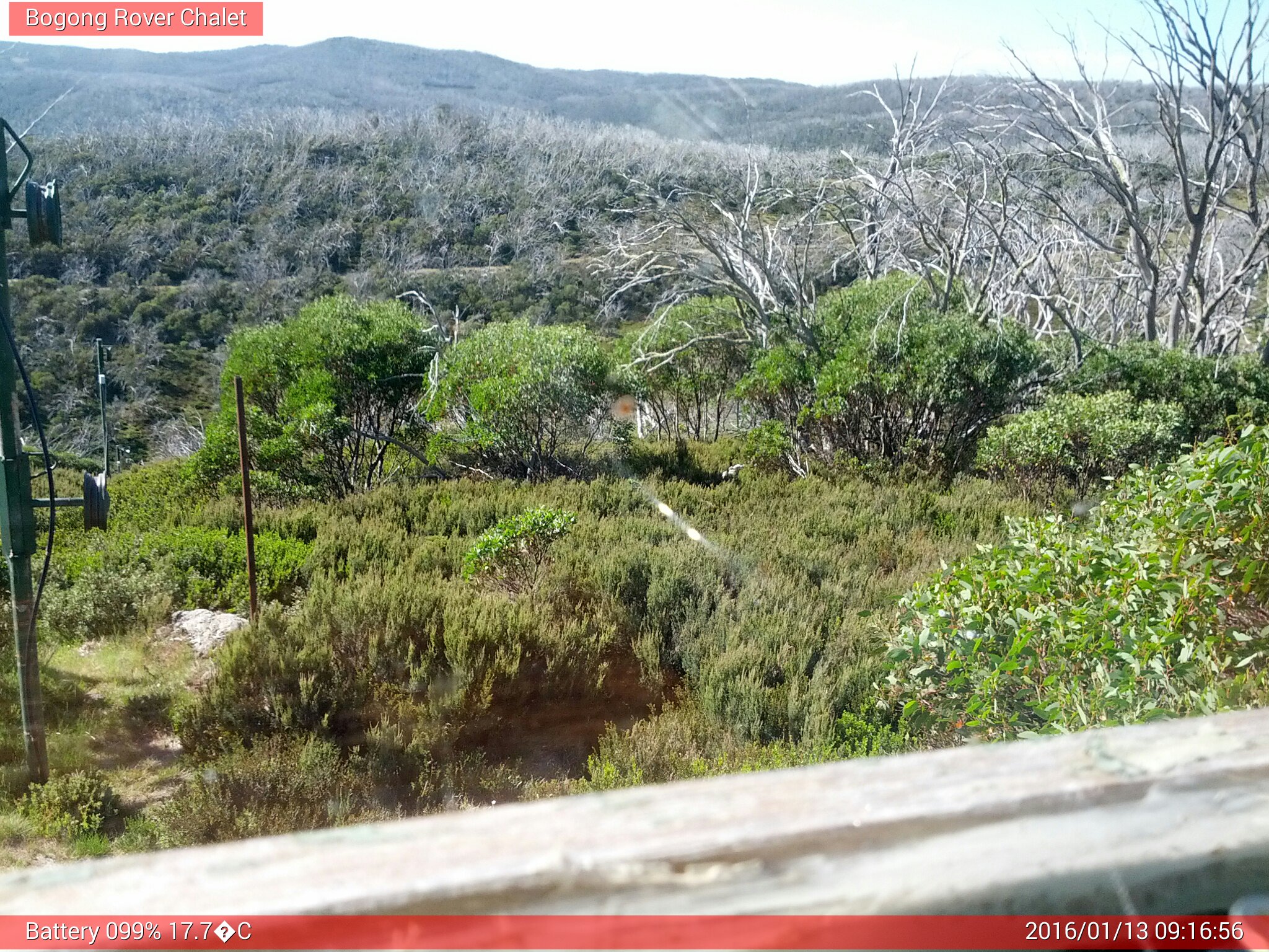 Bogong Web Cam 9:16am Wednesday 13th of January 2016