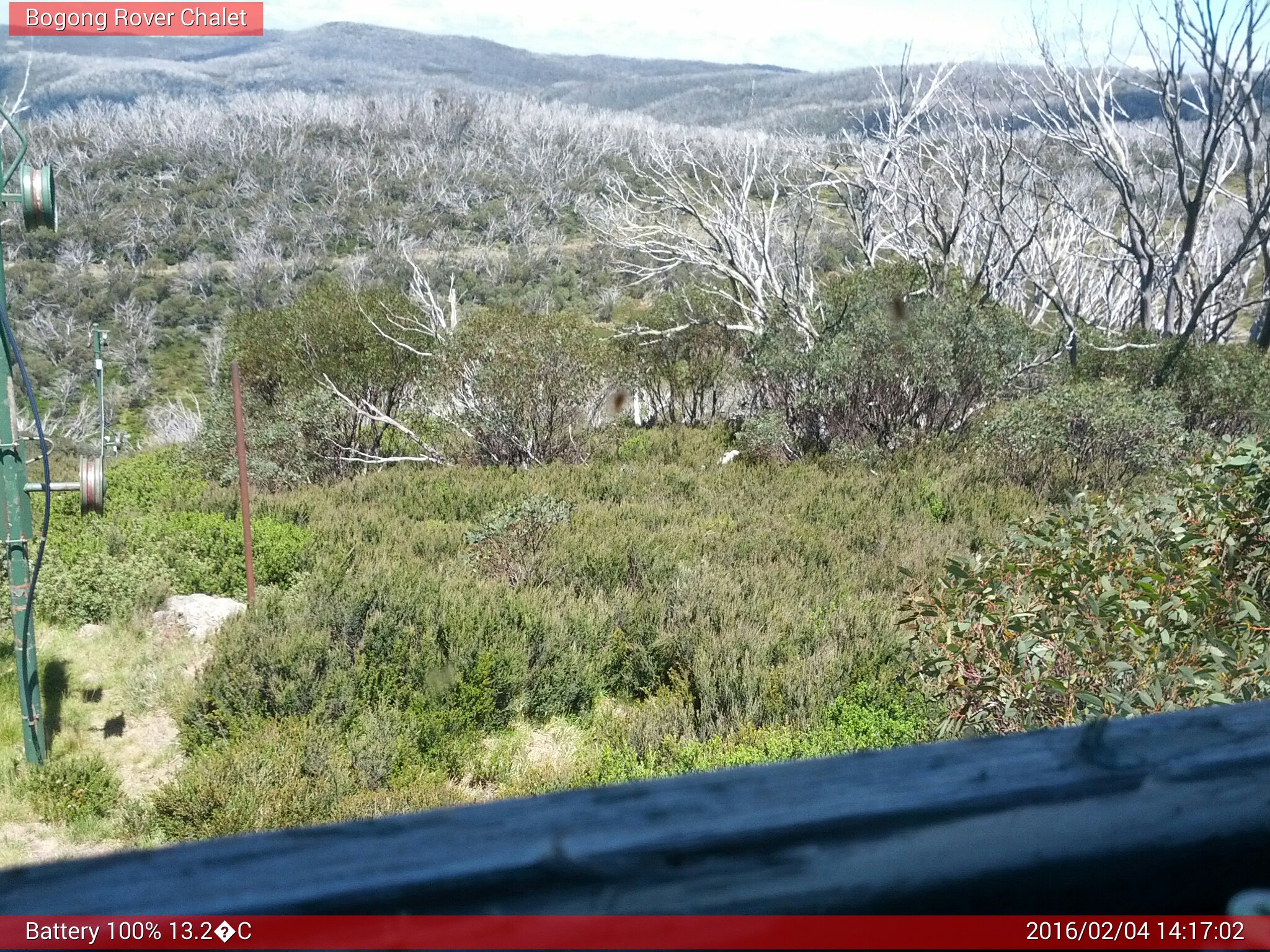 Bogong Web Cam 2:17pm Thursday 4th of February 2016