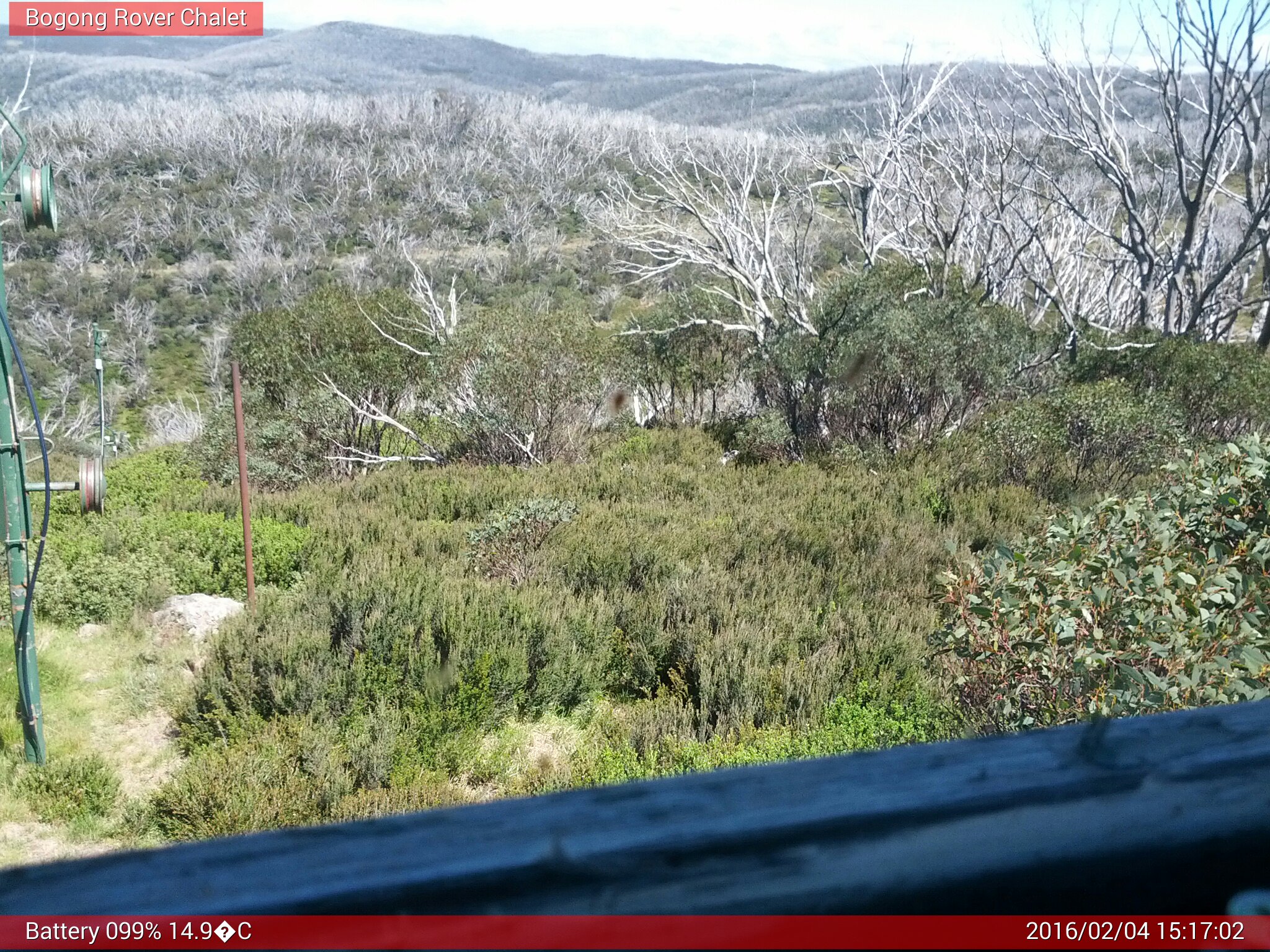 Bogong Web Cam 3:17pm Thursday 4th of February 2016