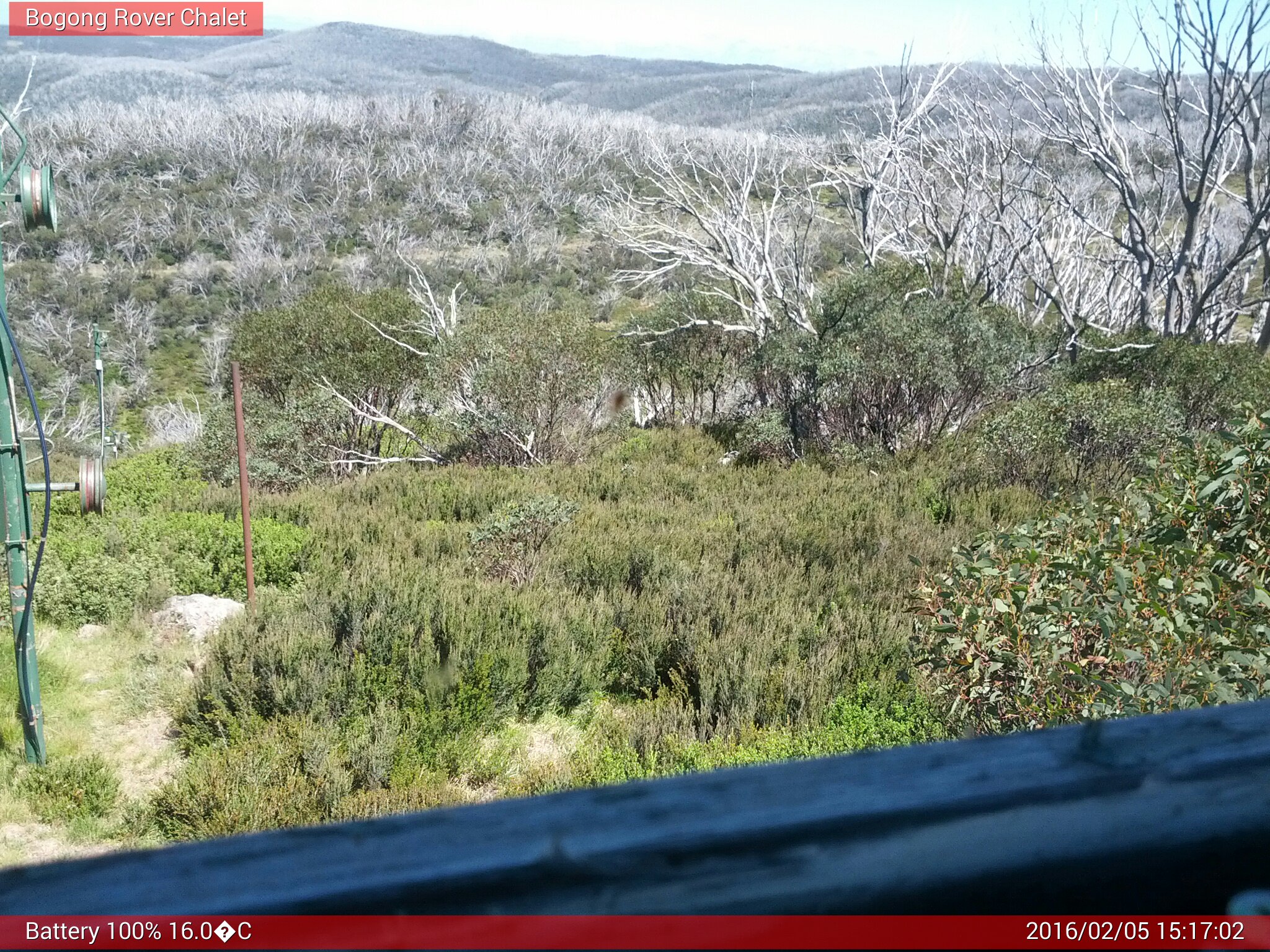 Bogong Web Cam 3:17pm Friday 5th of February 2016