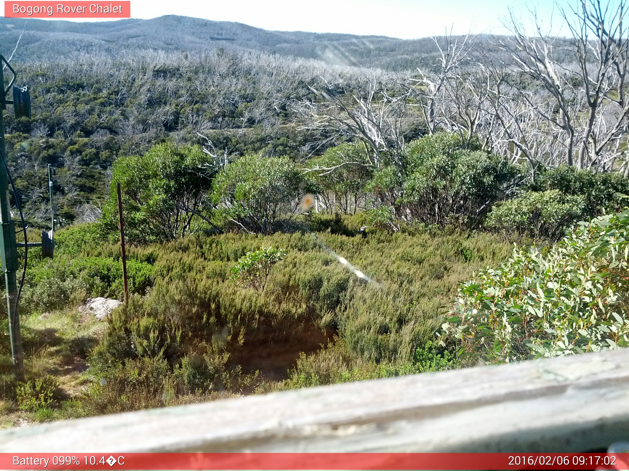 Bogong Web Cam 9:17am Saturday 6th of February 2016