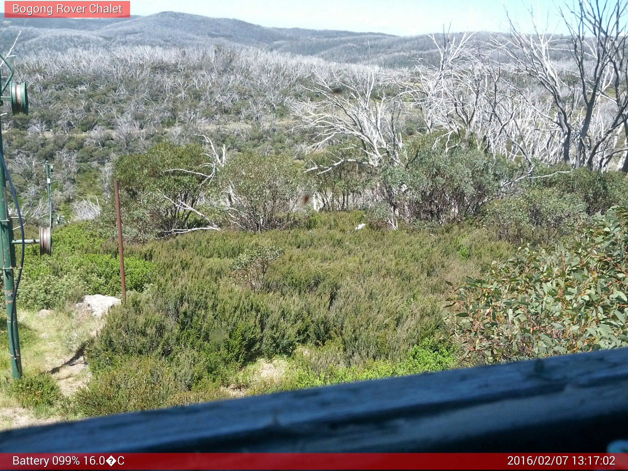 Bogong Web Cam 1:17pm Sunday 7th of February 2016