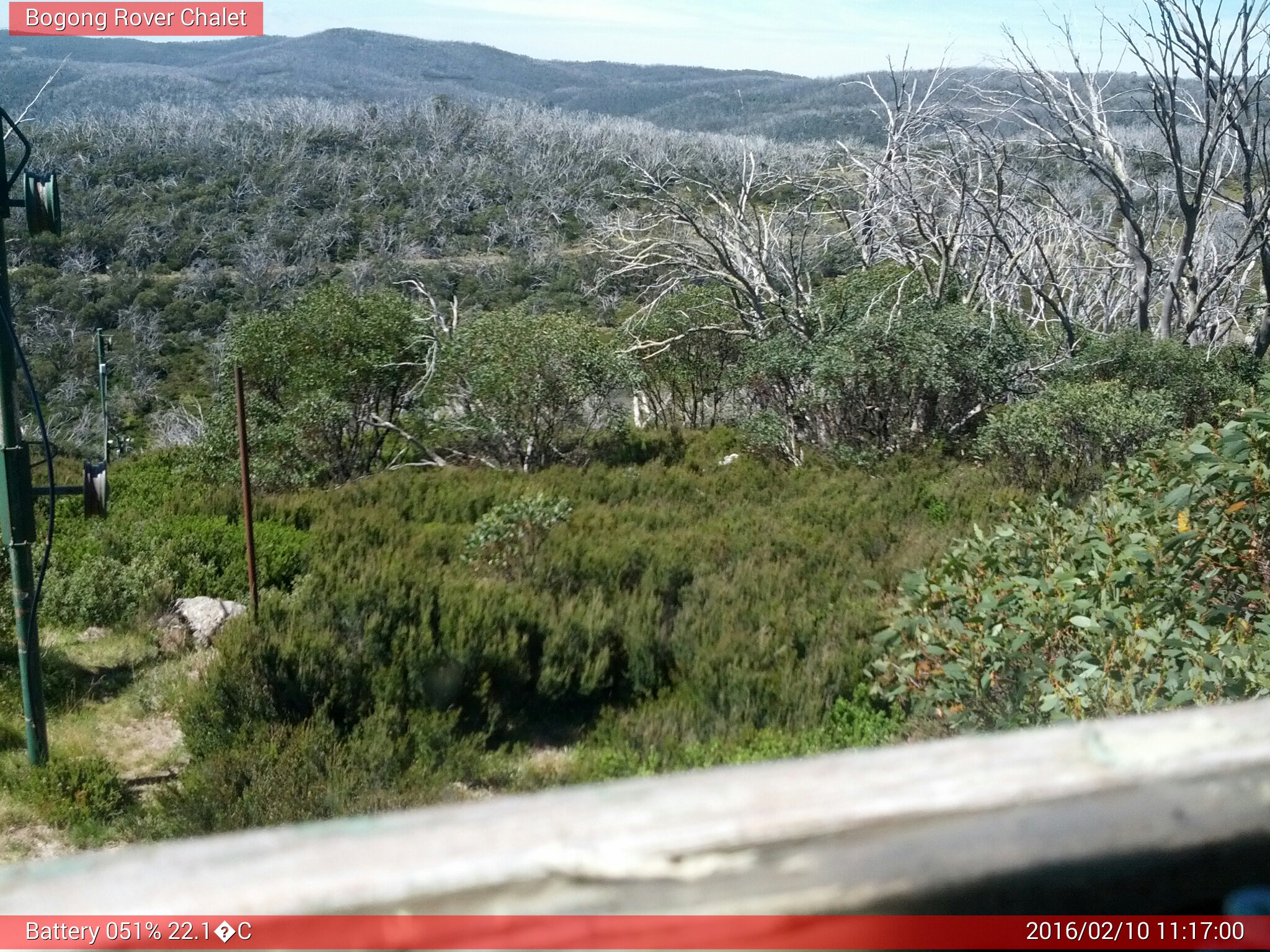 Bogong Web Cam 11:16am Wednesday 10th of February 2016