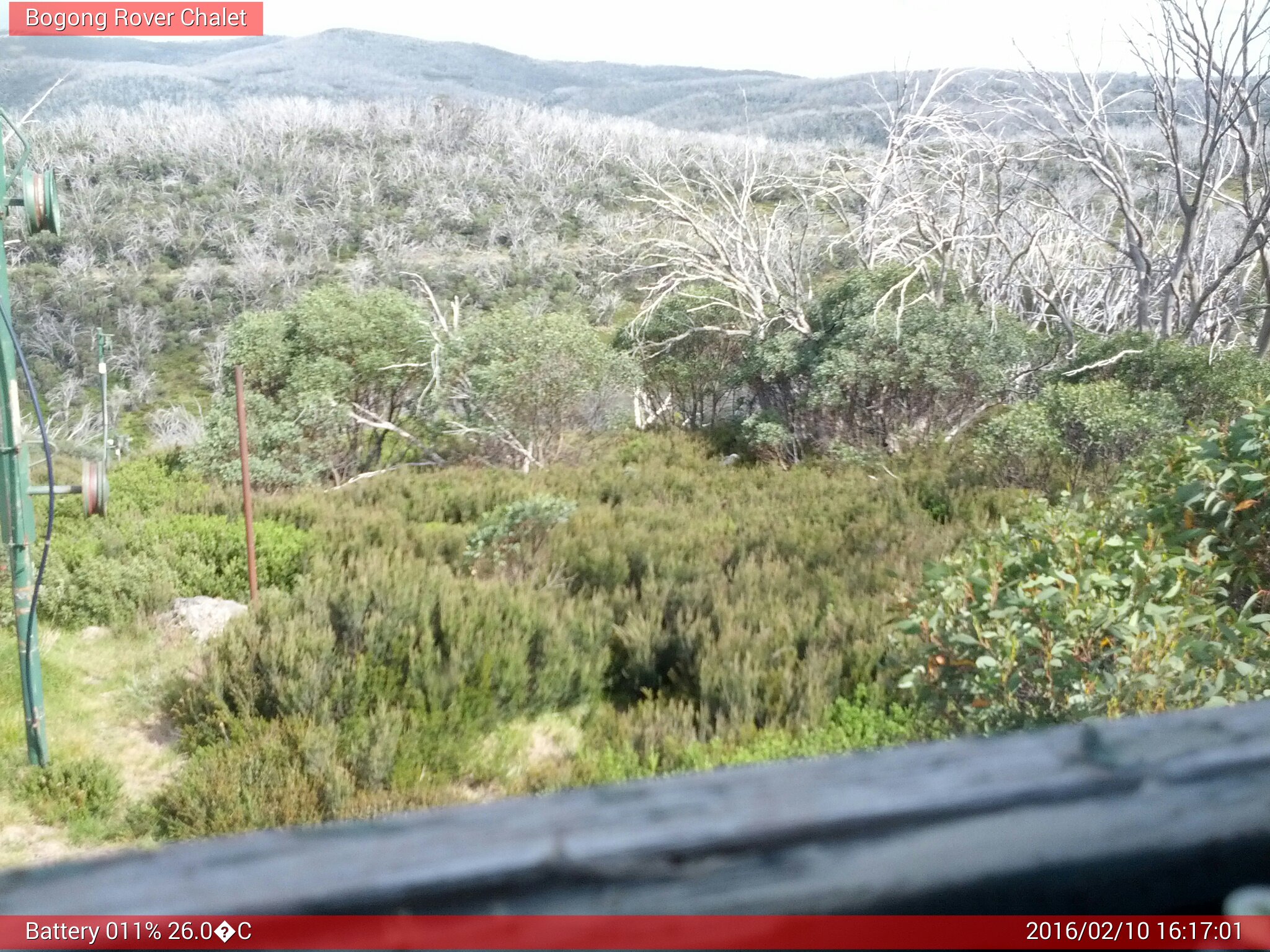 Bogong Web Cam 4:16pm Wednesday 10th of February 2016