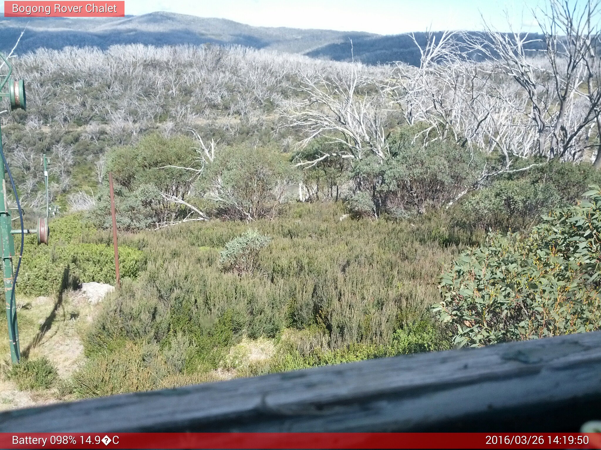 Bogong Web Cam 2:19pm Saturday 26th of March 2016