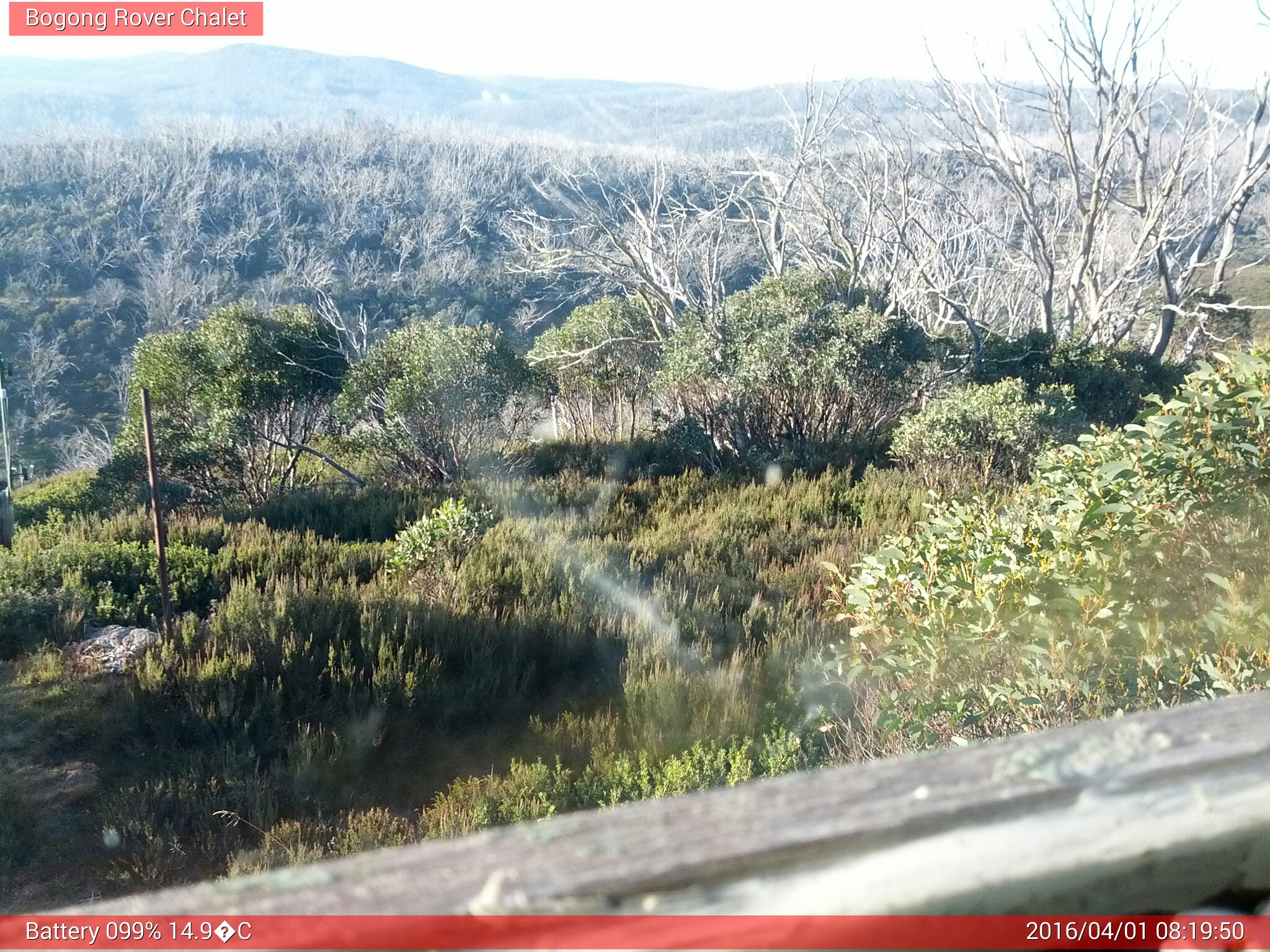 Bogong Web Cam 8:19am Friday 1st of April 2016