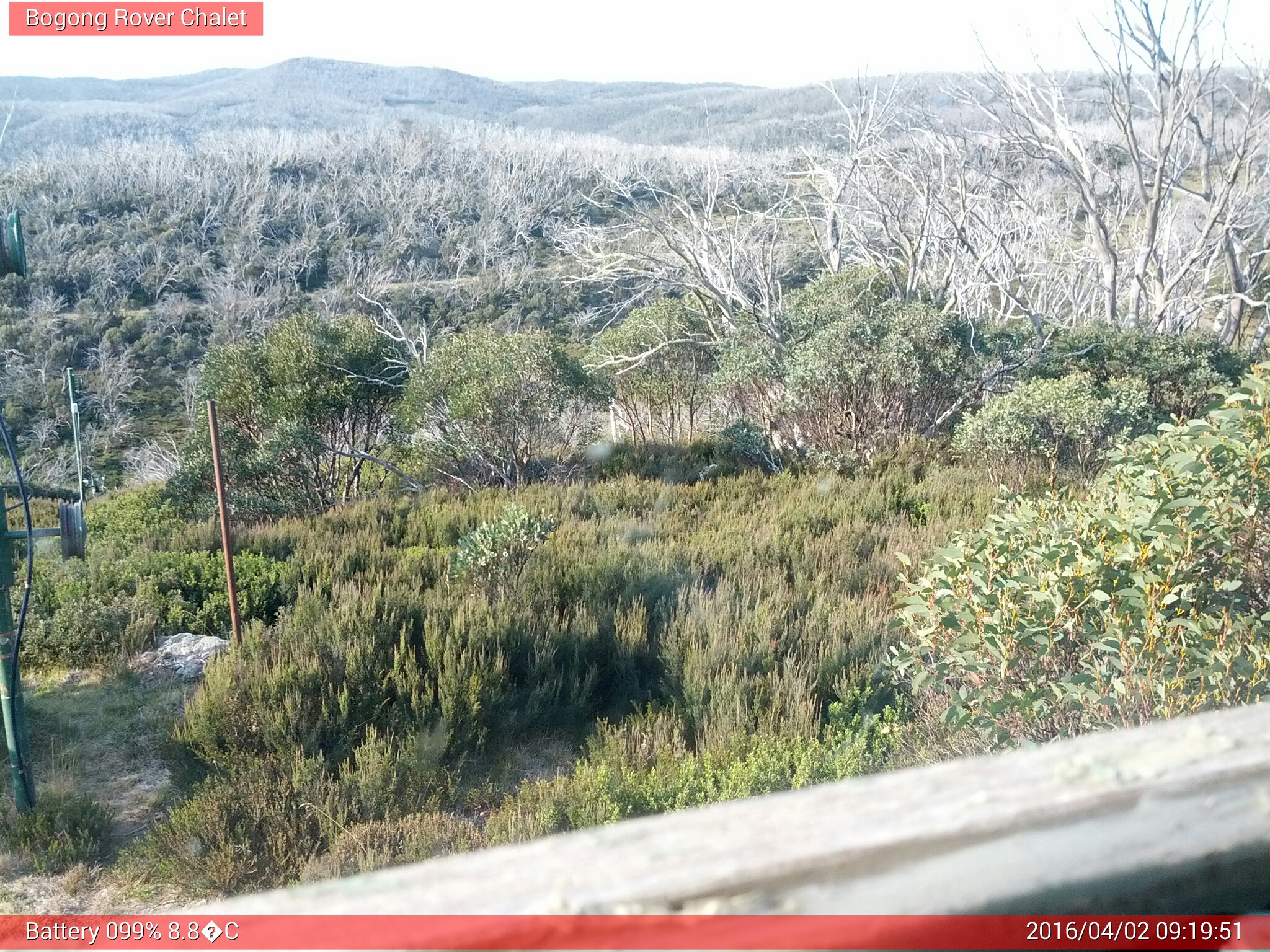 Bogong Web Cam 9:19am Saturday 2nd of April 2016