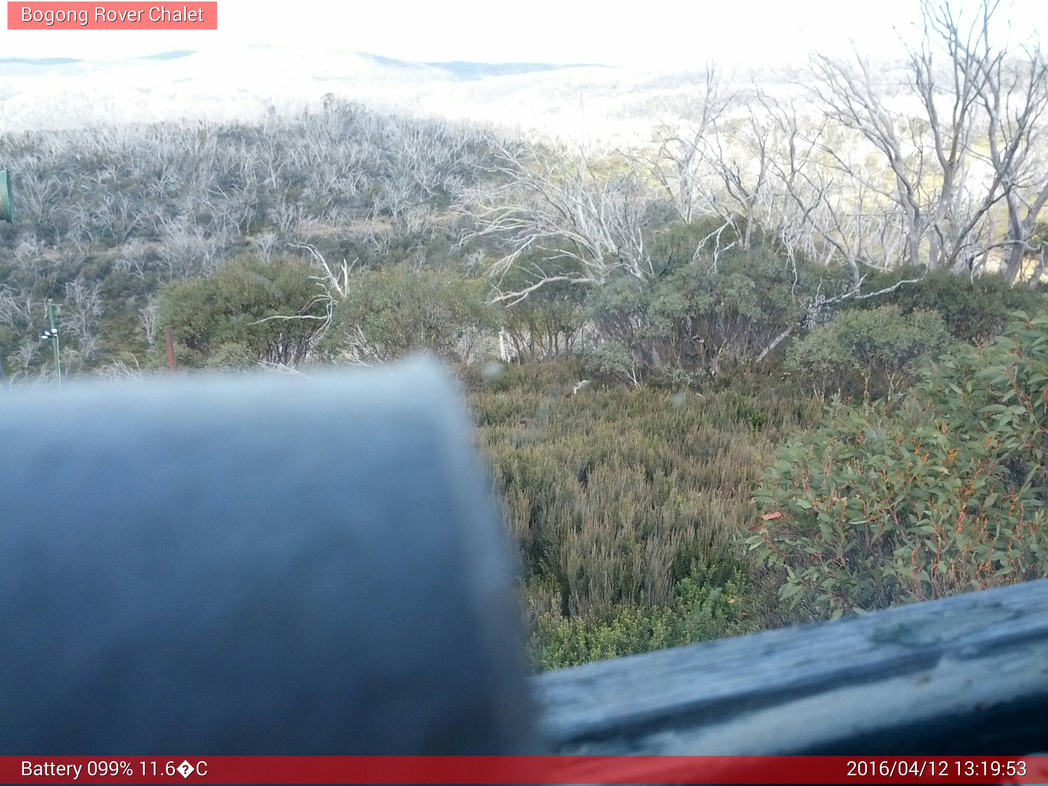 Bogong Web Cam 1:19pm Tuesday 12th of April 2016