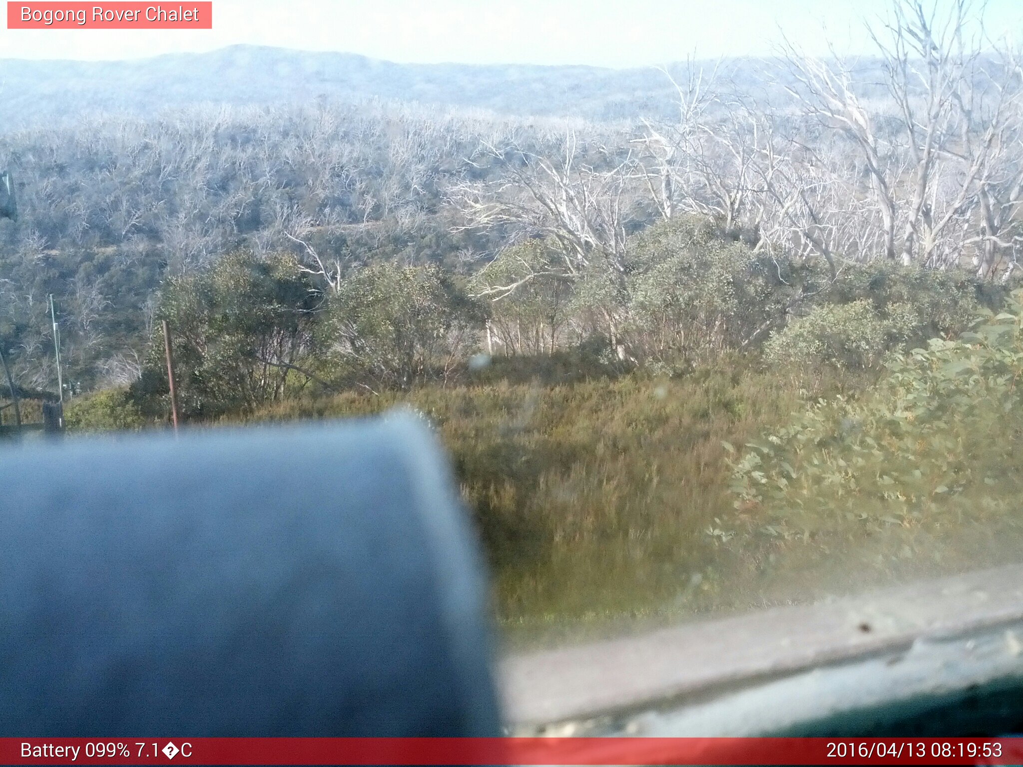 Bogong Web Cam 8:19am Wednesday 13th of April 2016