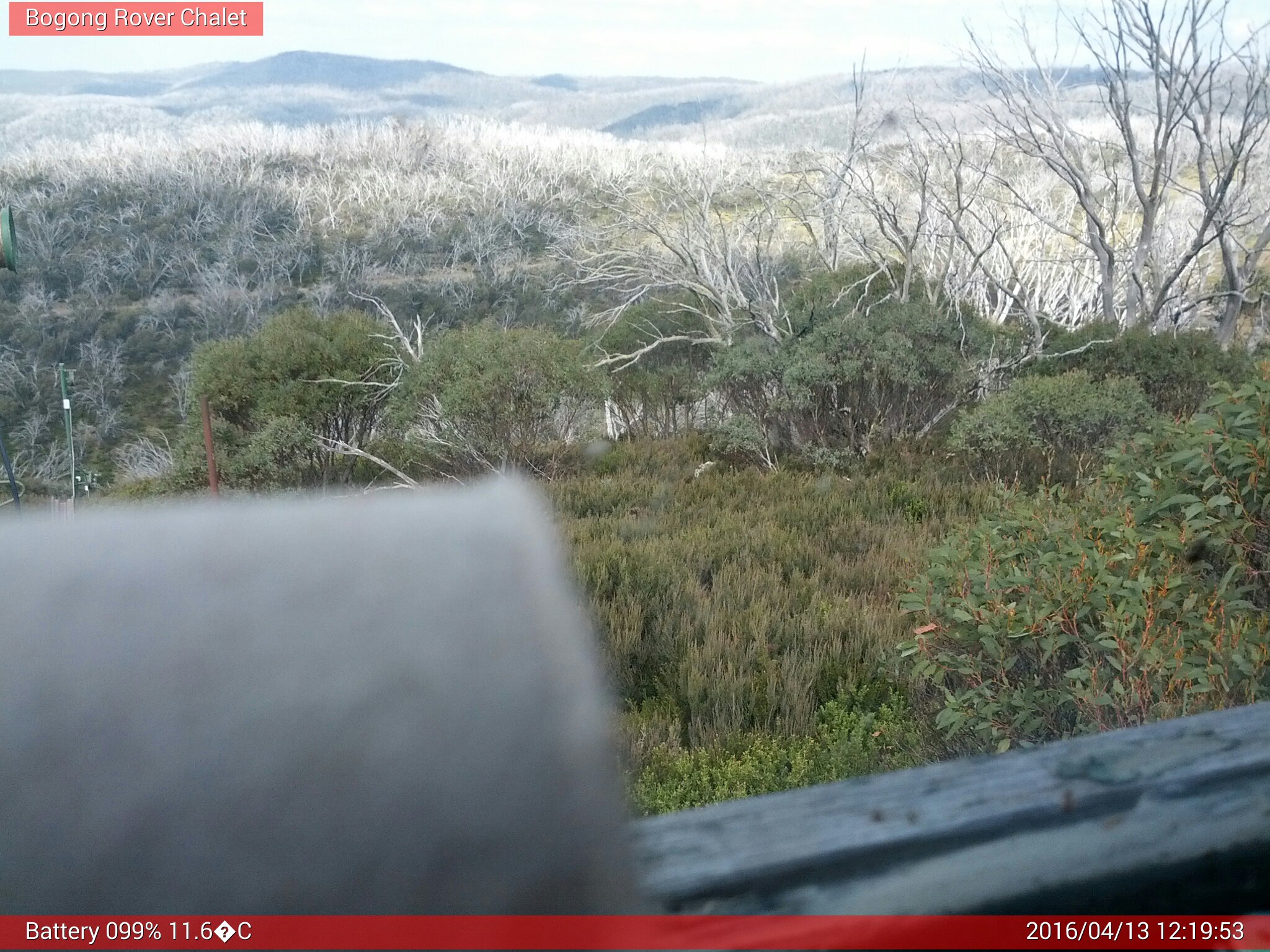 Bogong Web Cam 12:19pm Wednesday 13th of April 2016